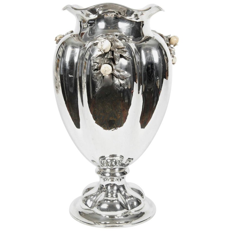 Large Antique Sterling Silver Centrepiece / Flower Vase For Sale at 1stDibs