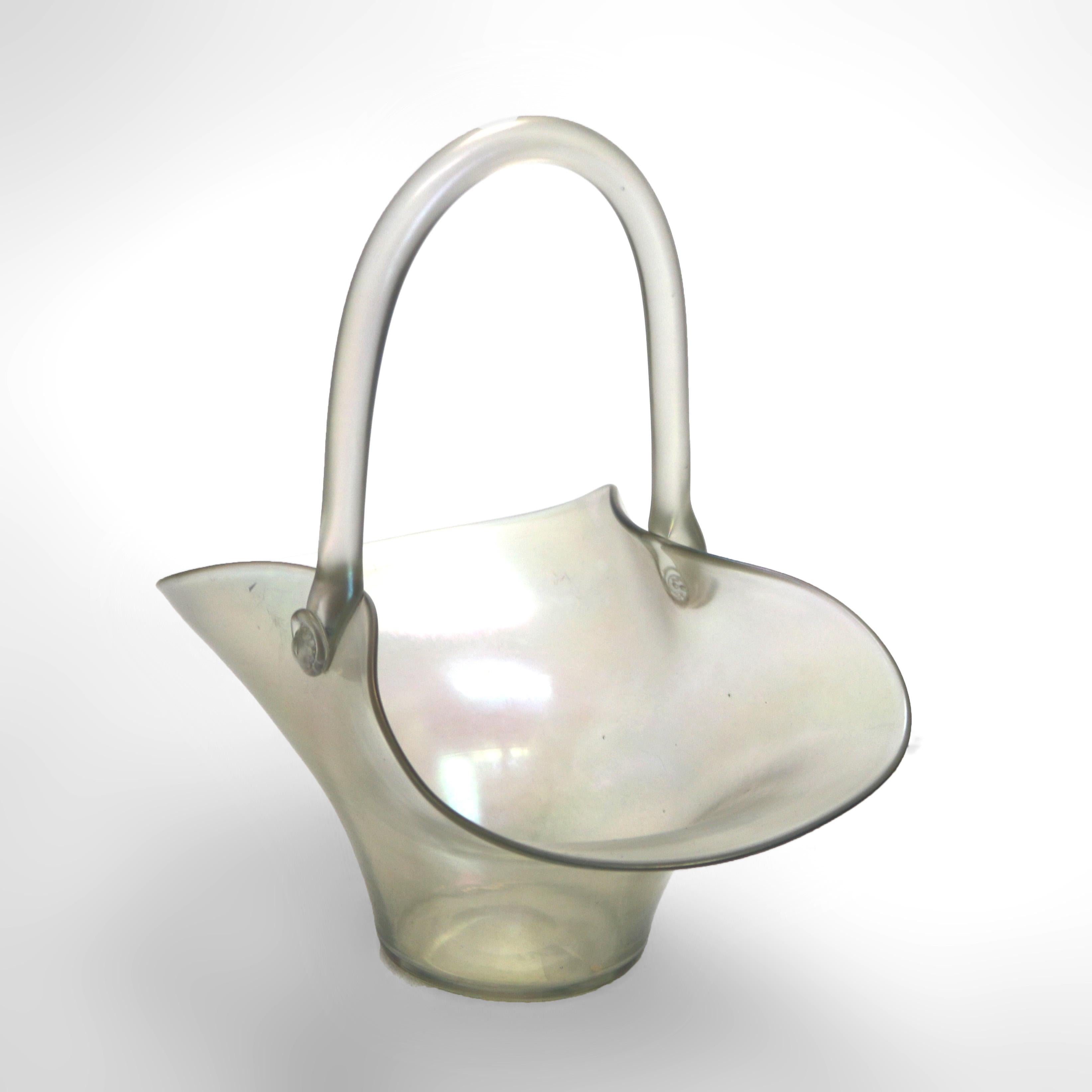 Large Antique Steuben Verre De Soie Art Glass Basket C1920 In Good Condition In Big Flats, NY
