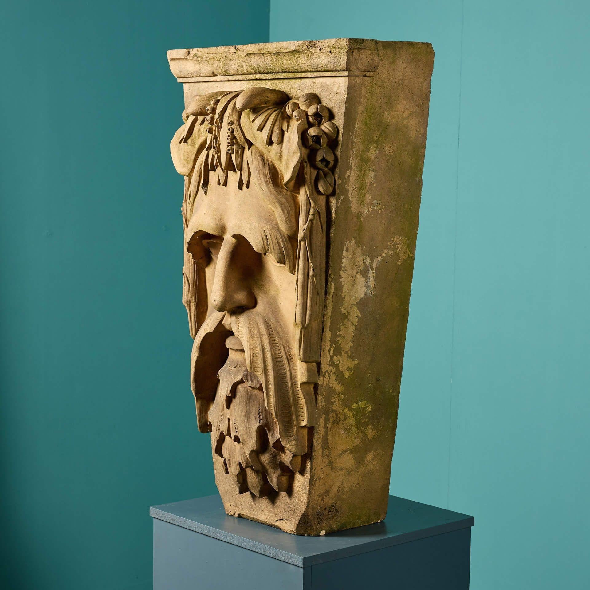 Large Antique Stoneware Keystone Attributed to Blanchard In Fair Condition For Sale In Wormelow, Herefordshire