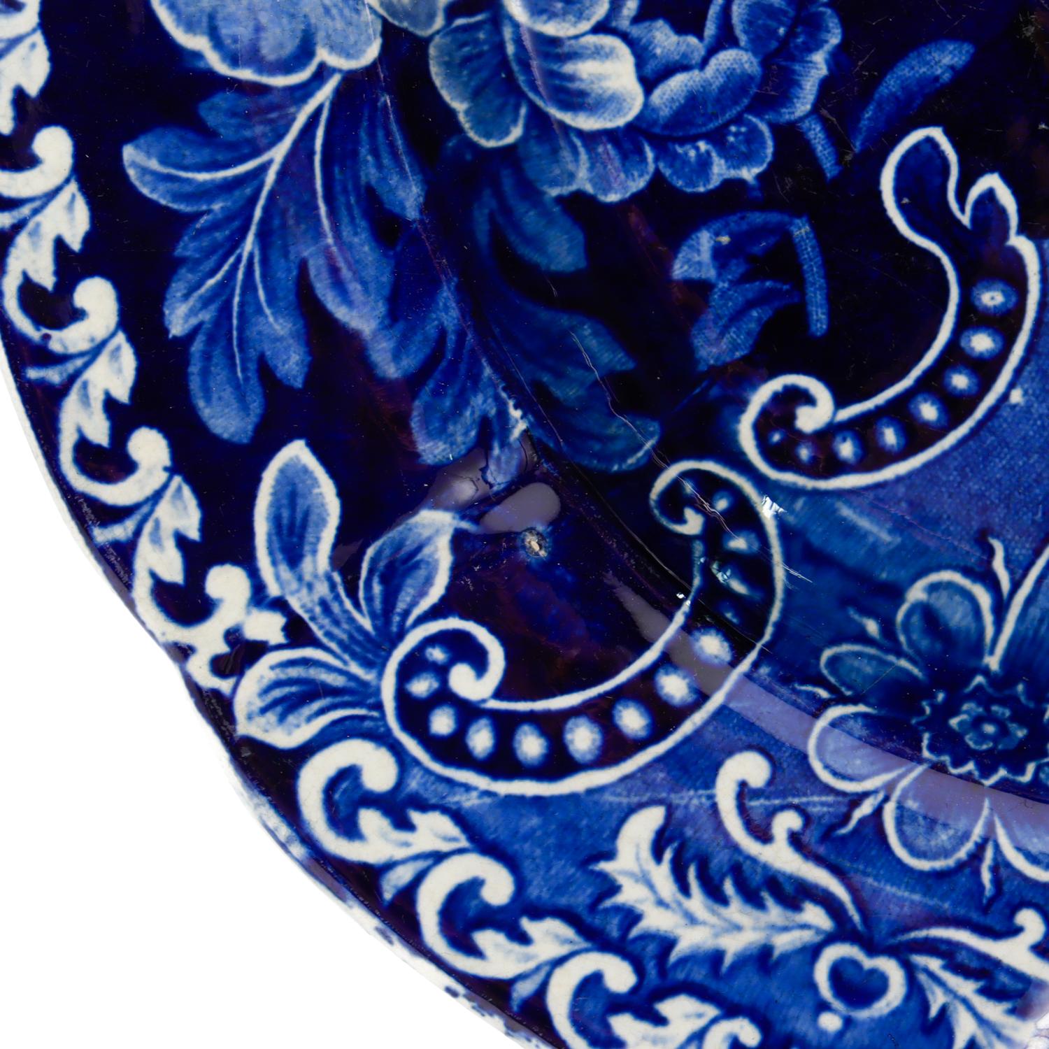 Große antike Stubbs 'Früchte und Blumen' Blaue Transferware-Platte oder Serviertablett im Angebot 8