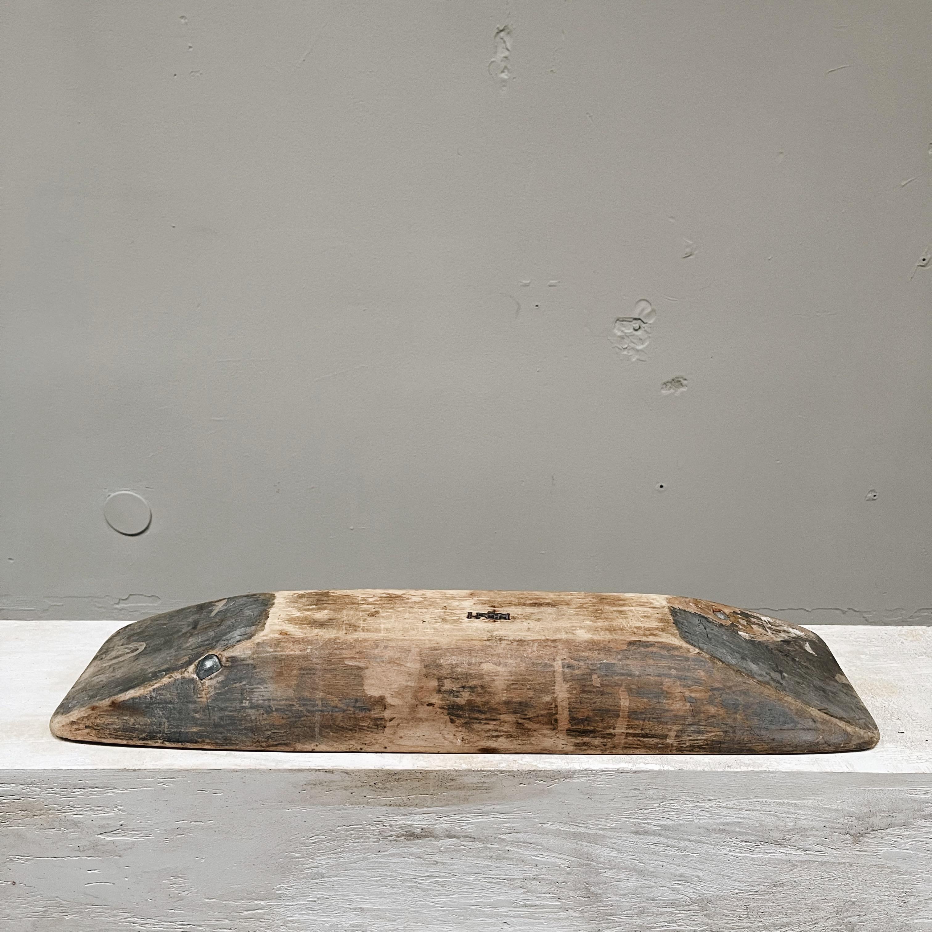 Gran Cuenco Sueco Antiguo de Arte Popular / Plato Decorativo Rústico del Siglo XIX Madera en venta