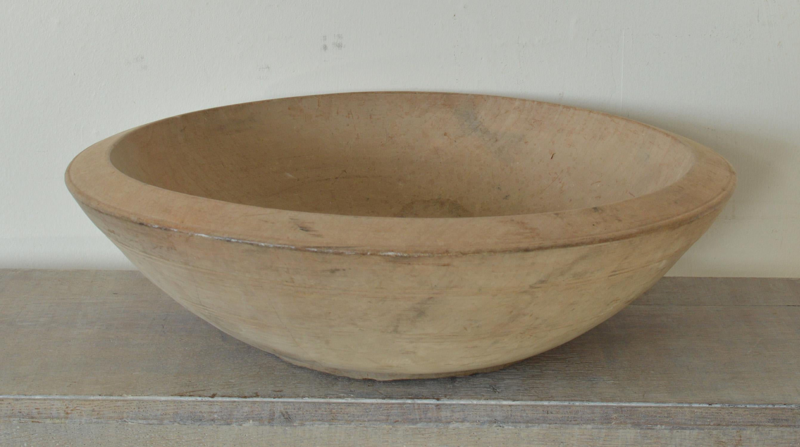 Large sycamore dairy bowl crucially in unrestored condition.

Wonderful colour and patina.

Great condition.

Please note we offer free shipping.