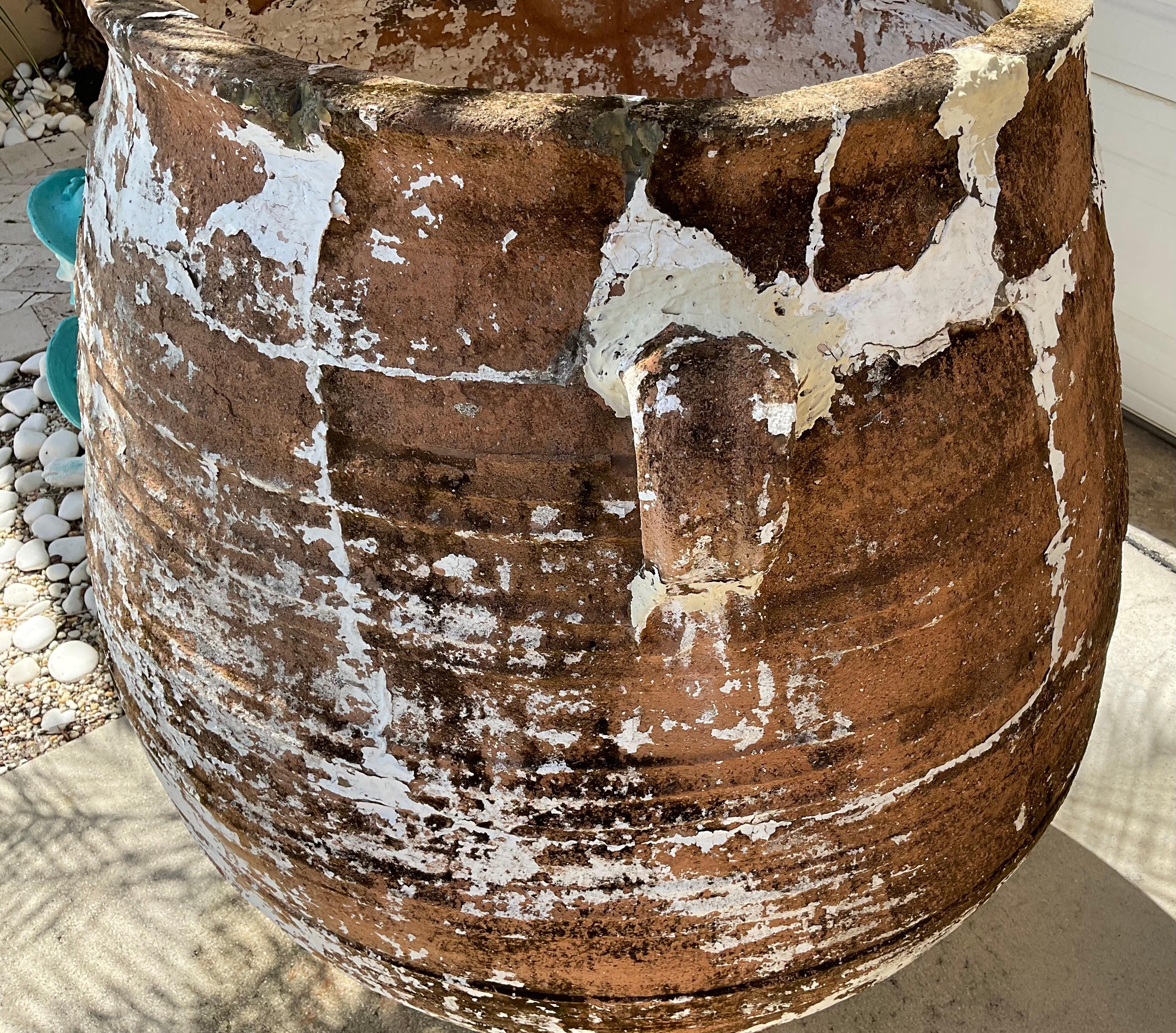 Large Antique Terracotta Jar In Fair Condition For Sale In Delray Beach, FL