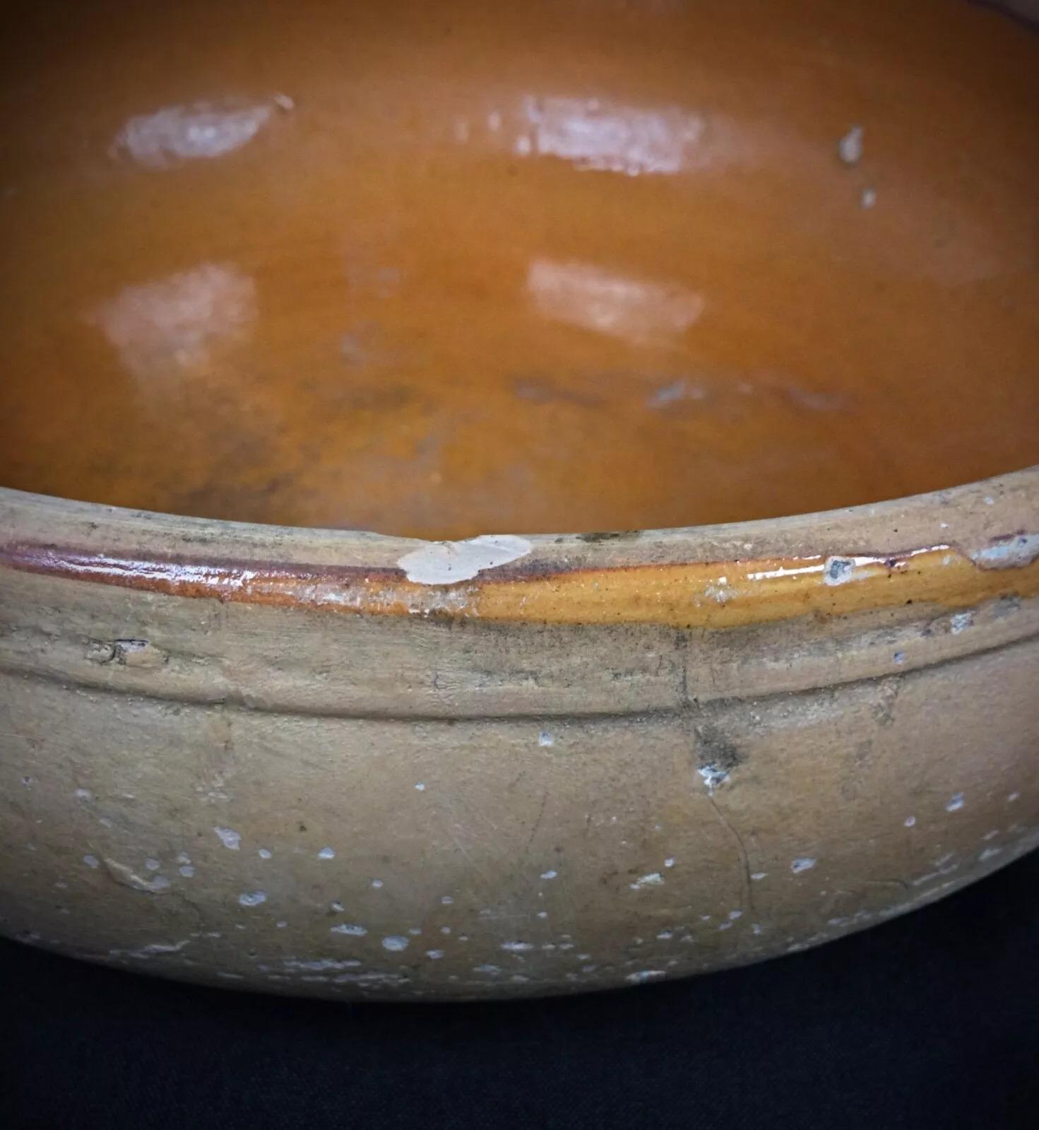 Gran cacerola antigua de terracota de La Bourguignonne - Utensilios de cocina antiguos - 2Y289 siglo XX en venta