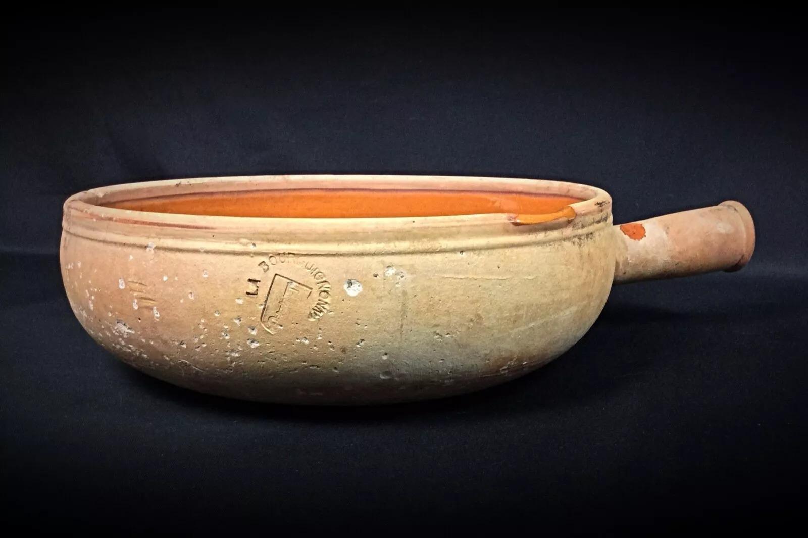 Gran cacerola antigua de terracota de La Bourguignonne - Utensilios de cocina antiguos - 2Y289 en venta 2