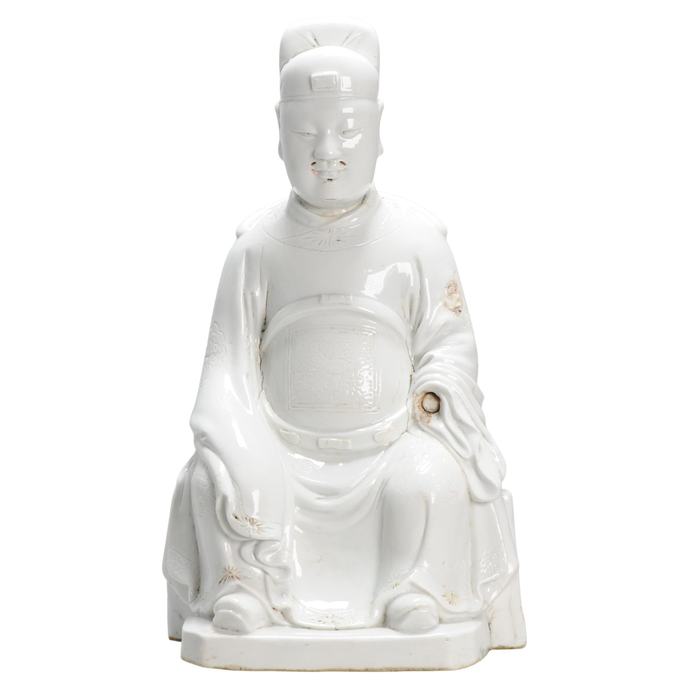 Große antike Übergangs-Dehua Blanc de Chine-Figur von Guandi aus dem 17. Jahrhundert