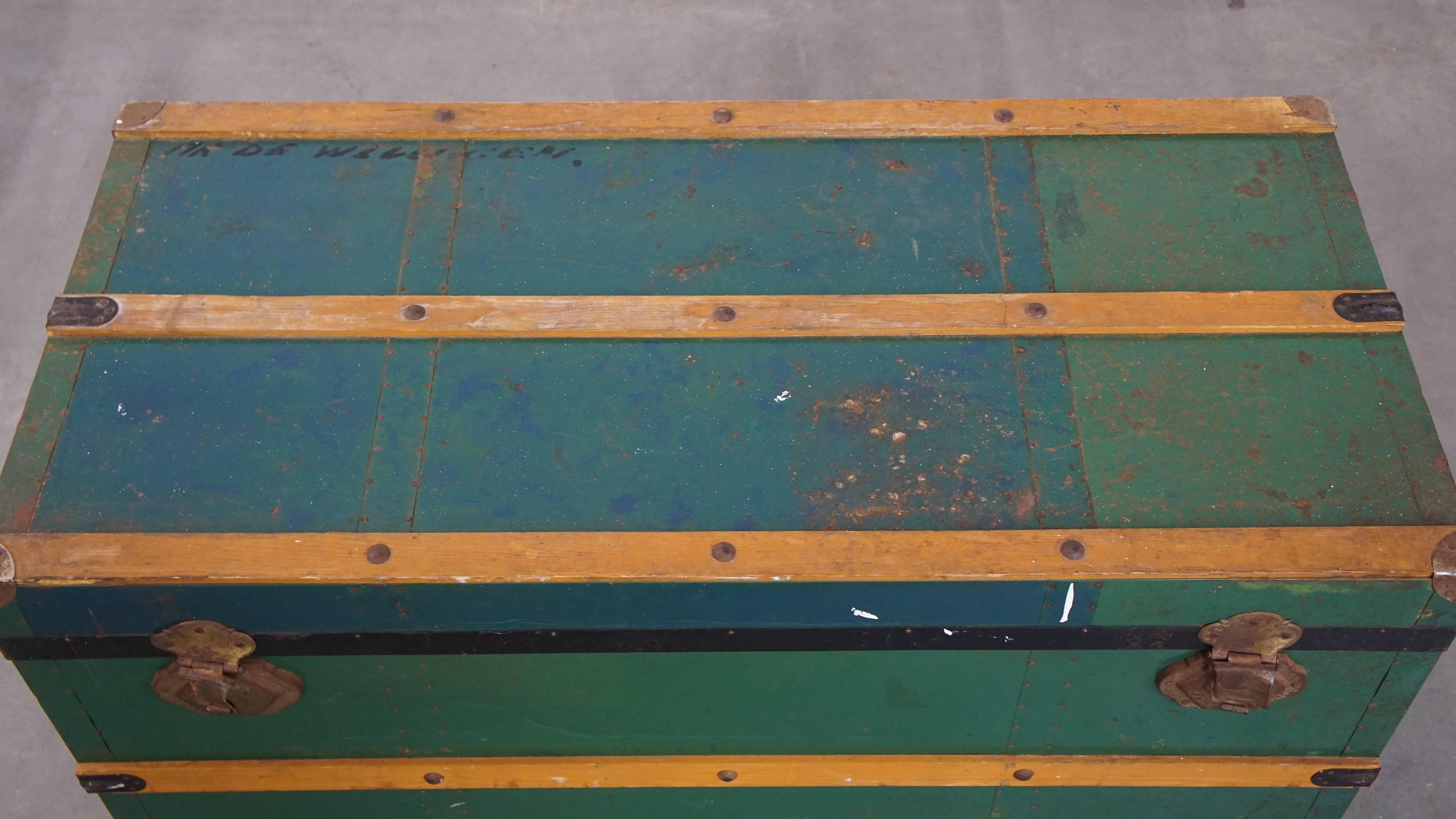 Large Antique Travel Trunk / Coffee Table from the Early 1900s with Handles For Sale 1
