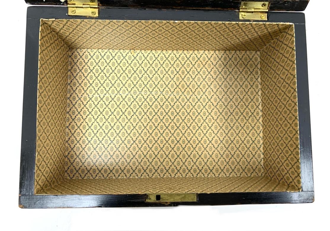 Gran caja antigua de Tunbridge Ware con tapa en venta 1