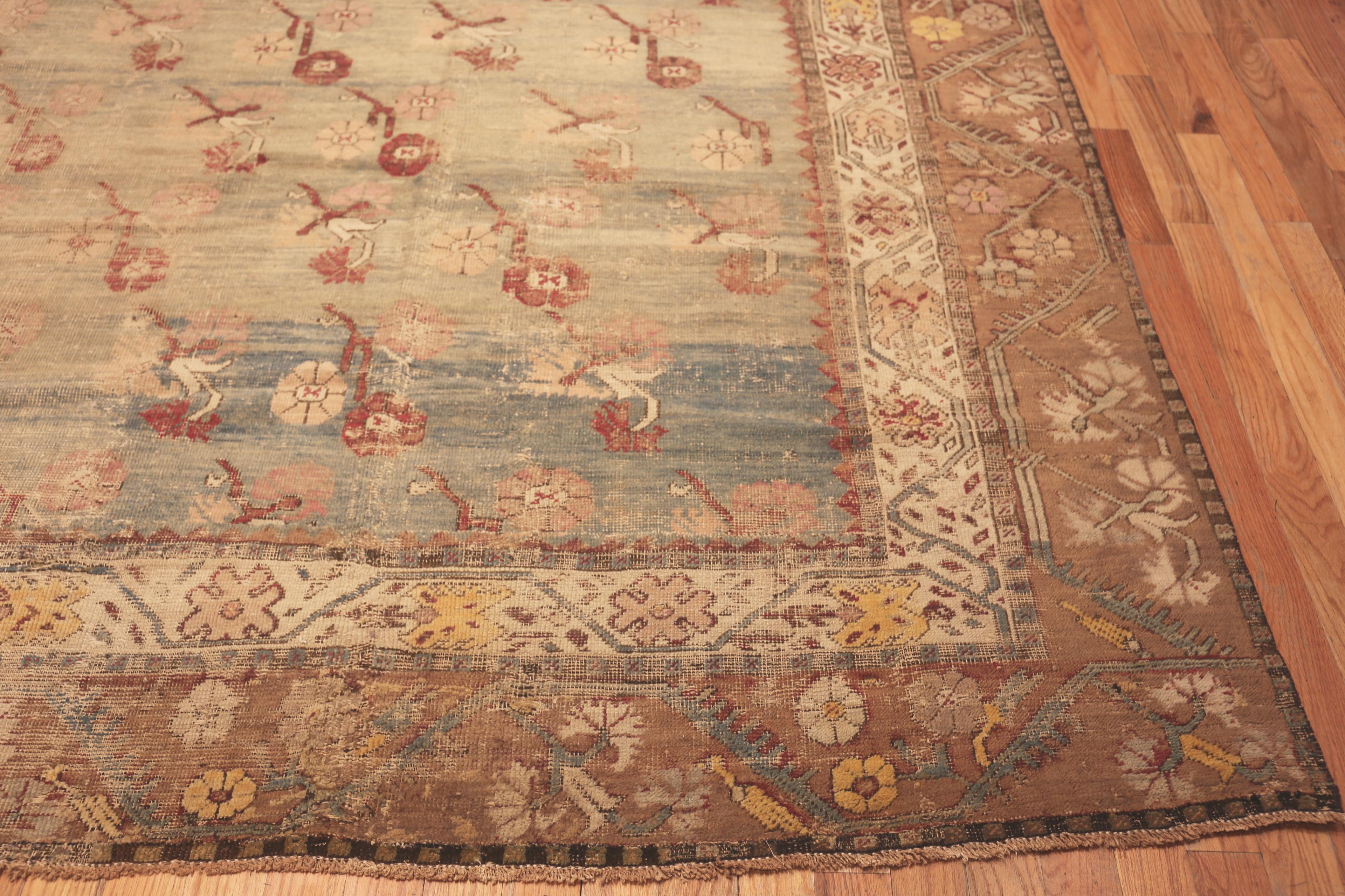 Hand-Knotted Antique Turkish Ghiordes Rug. 15 ft 6 in x 18 ft 7 in For Sale