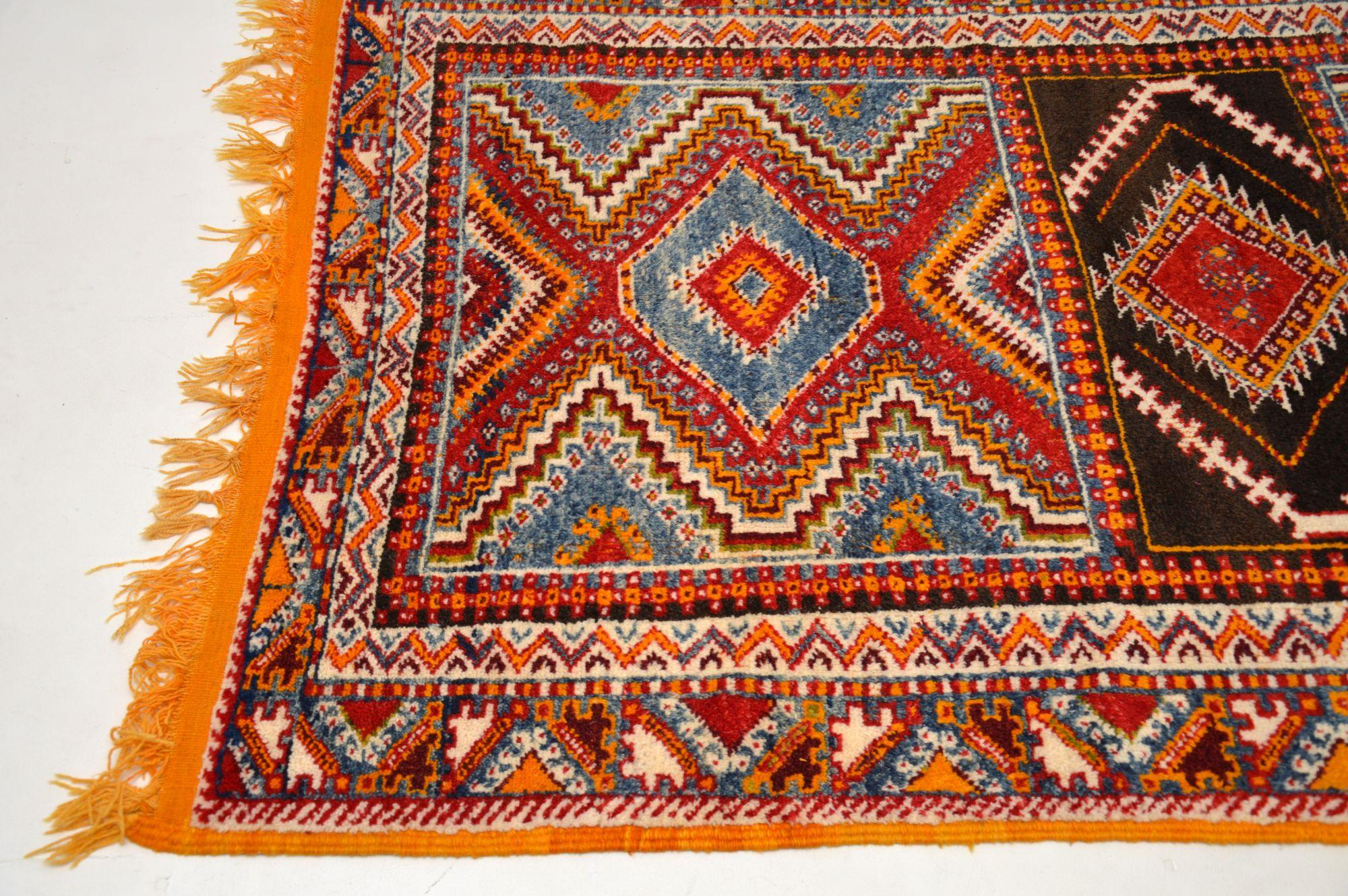 Large Antique Turkish Rug In Good Condition For Sale In London, GB