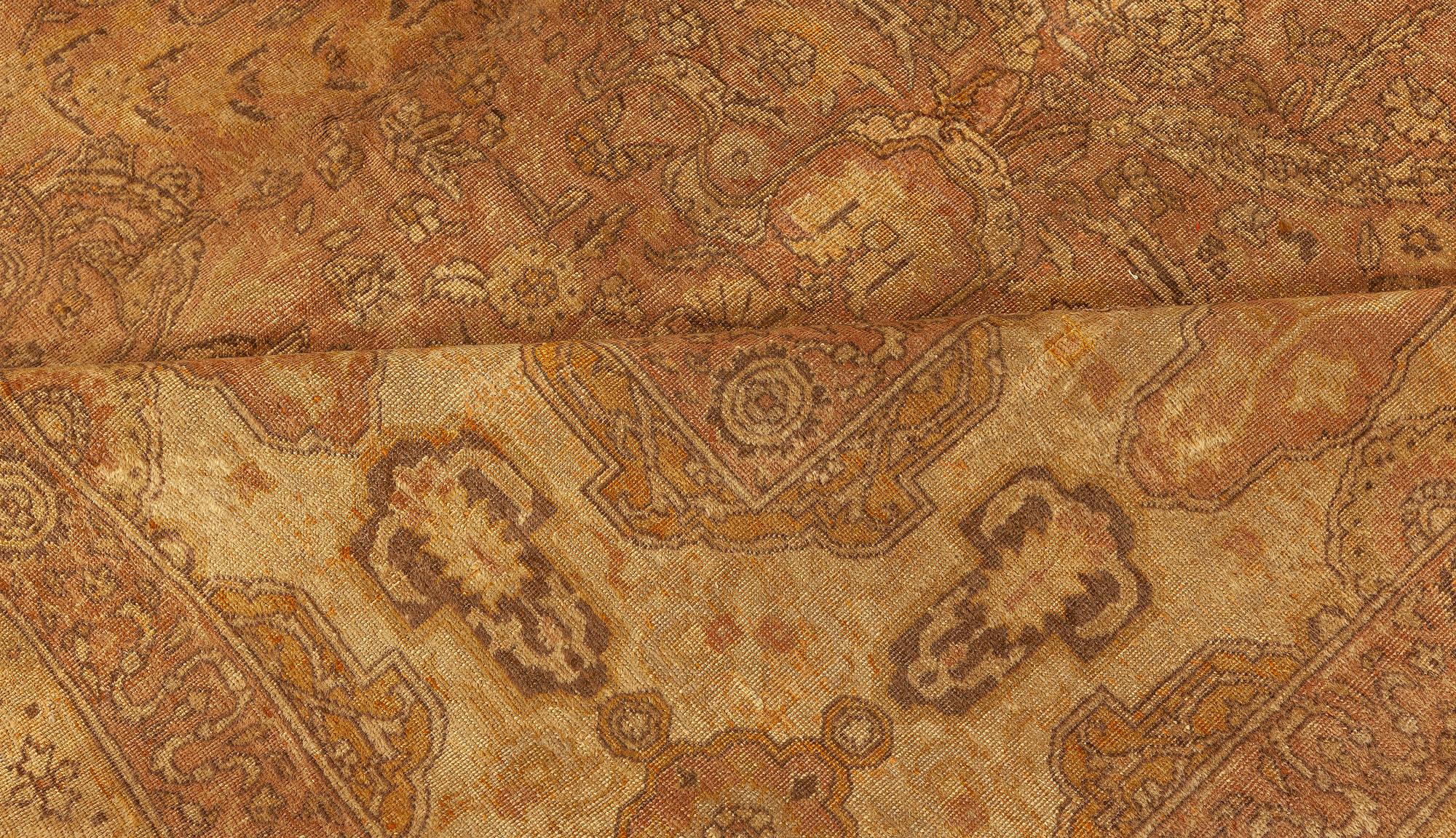 Large antique Turkish Sivas Botanic handmade wool carpet
Size: 14'0