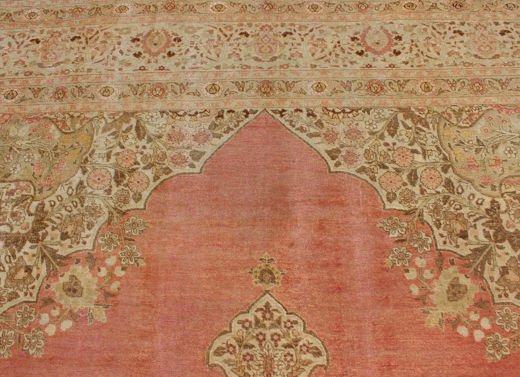 Large Antique Turkish Sivas Rug with Medallion Design in Pink Red & Yellow Green For Sale 7