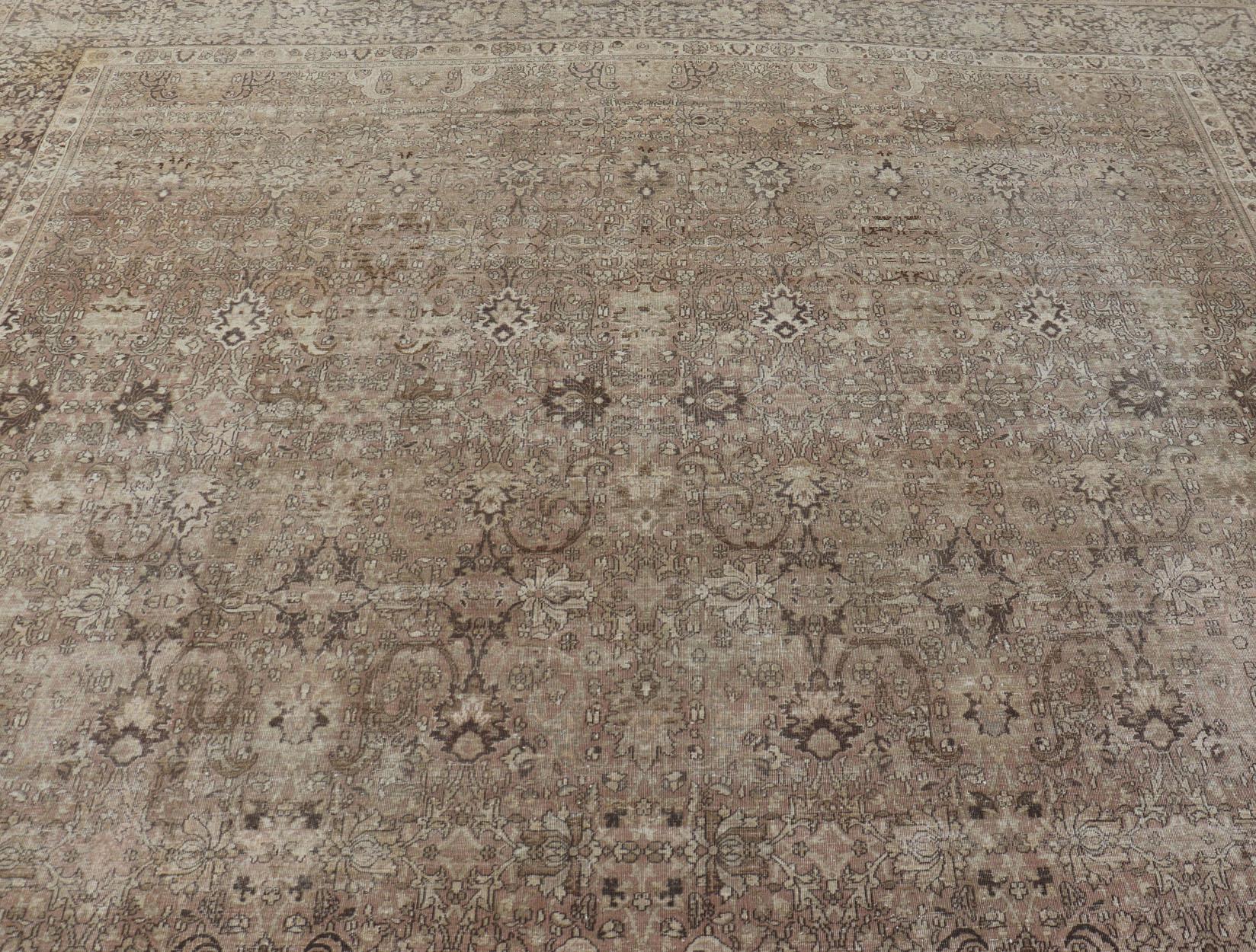 Large Antique Turkish Sivas Rug with Floral Design in Earthy Neutral Tones  For Sale 5
