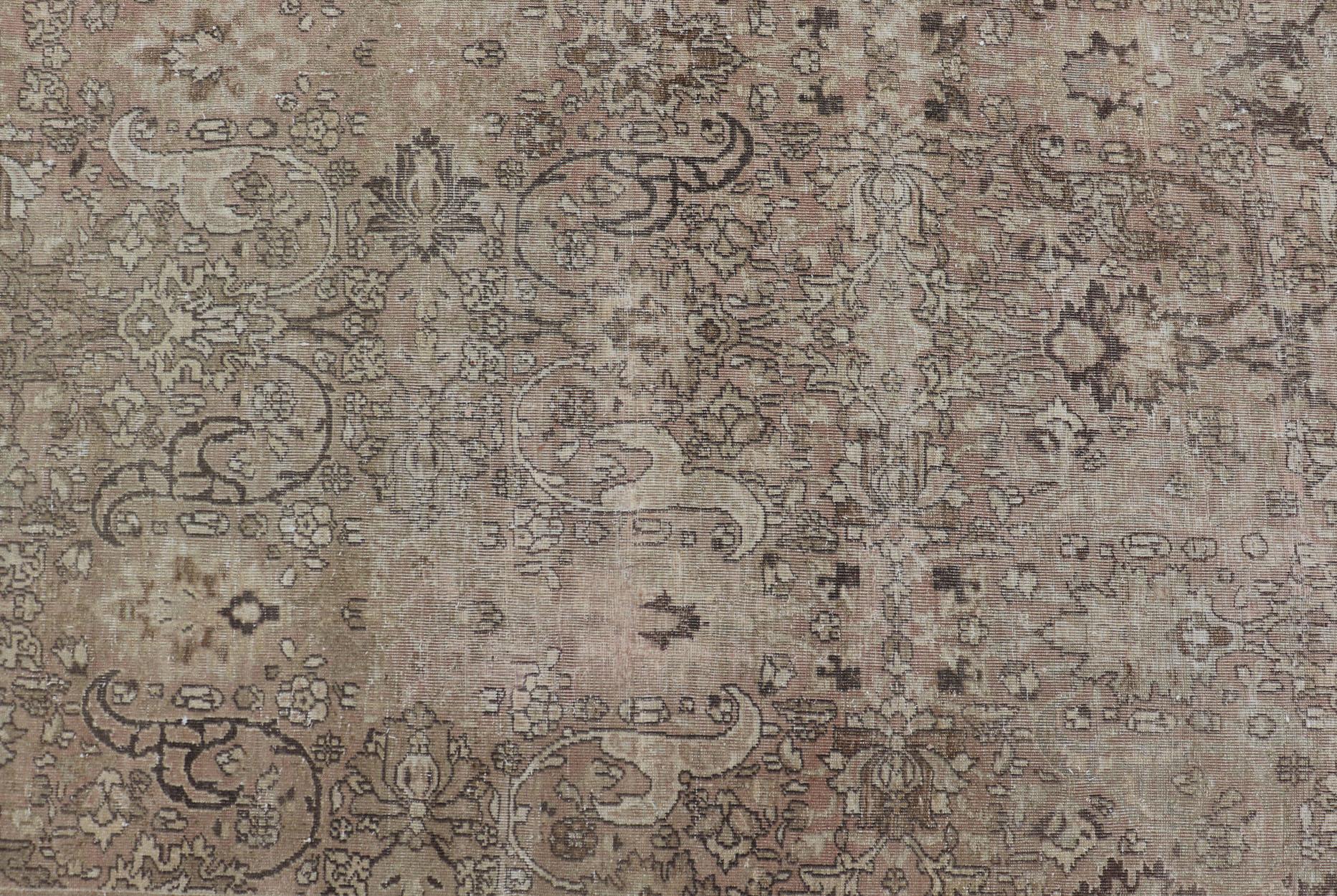 Large Antique Turkish Sivas Rug with Floral Design in Earthy Neutral Tones  For Sale 2