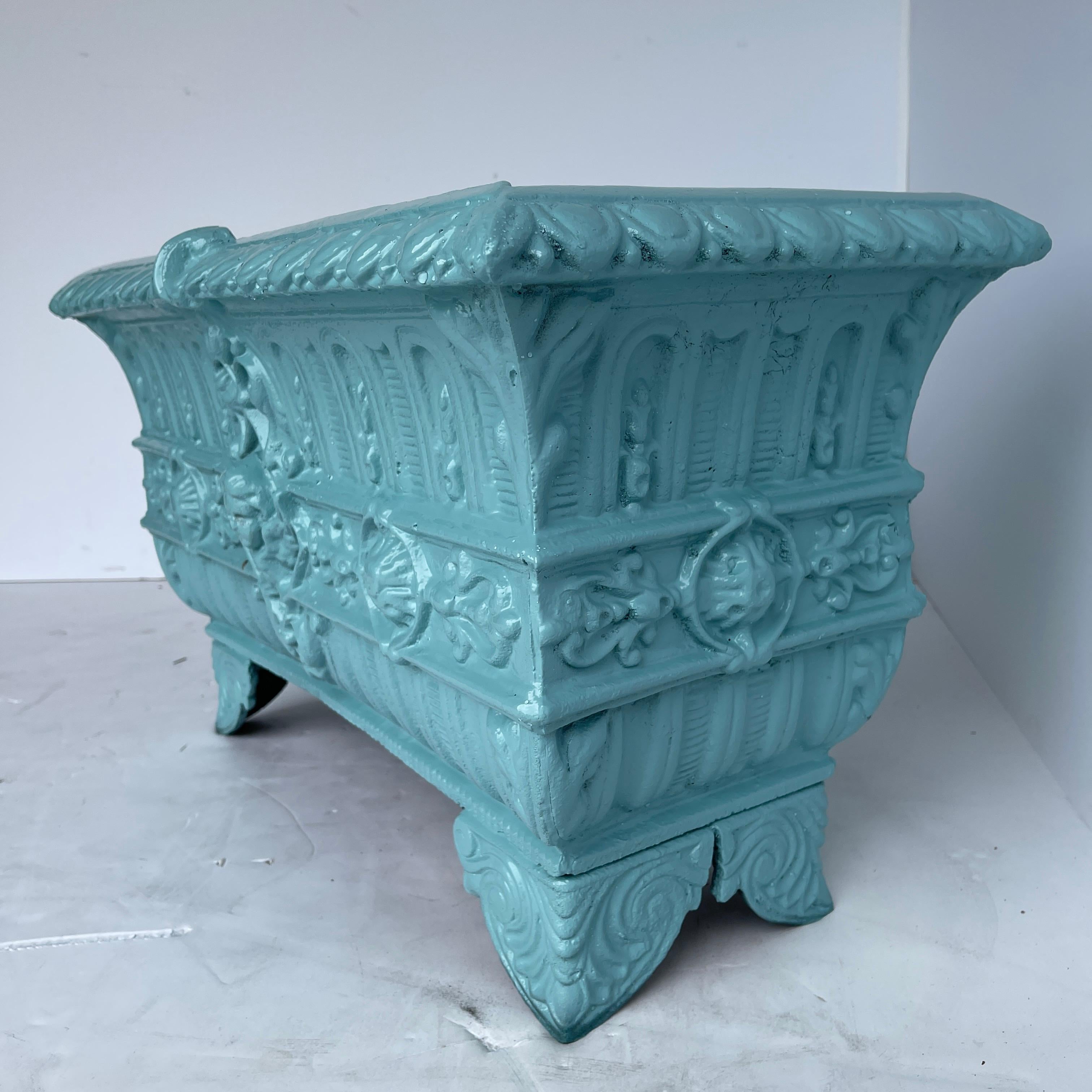 jardinière ancienne sur pied