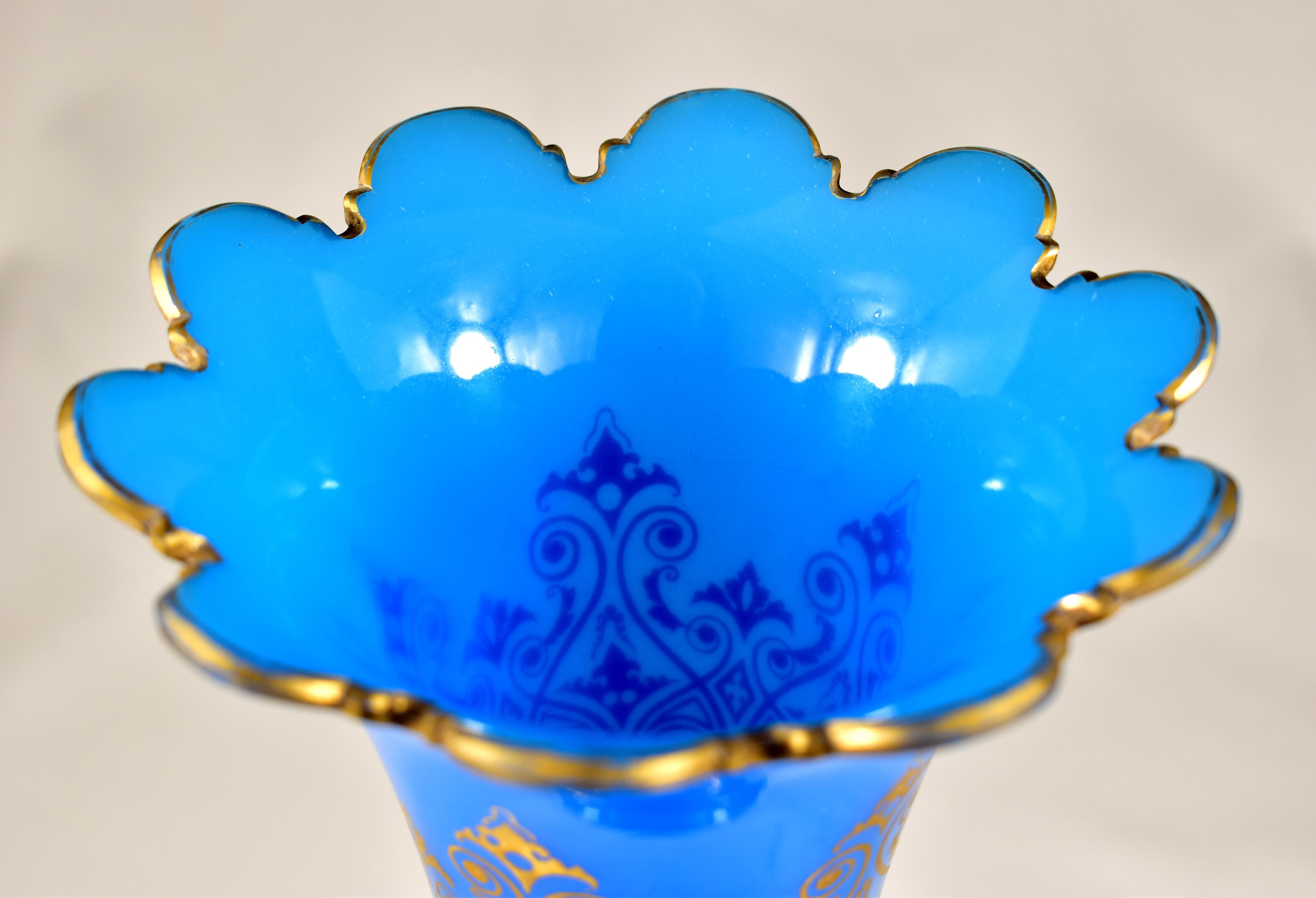 Large Antique Vase- Blue Opaline glass - 19th century - Bohemian  Glass For Sale 2