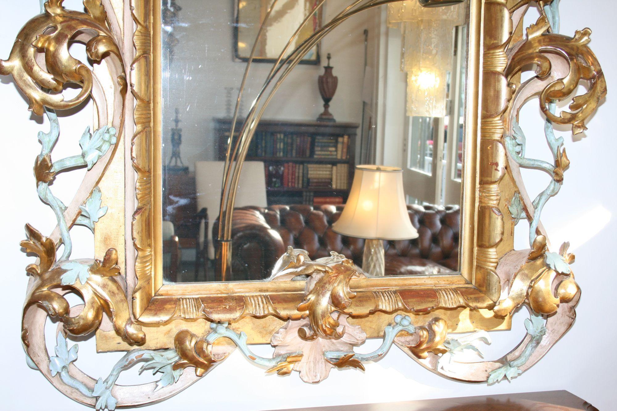 Large Antique Venetian Giltwood Mirror In Good Condition In London, GB