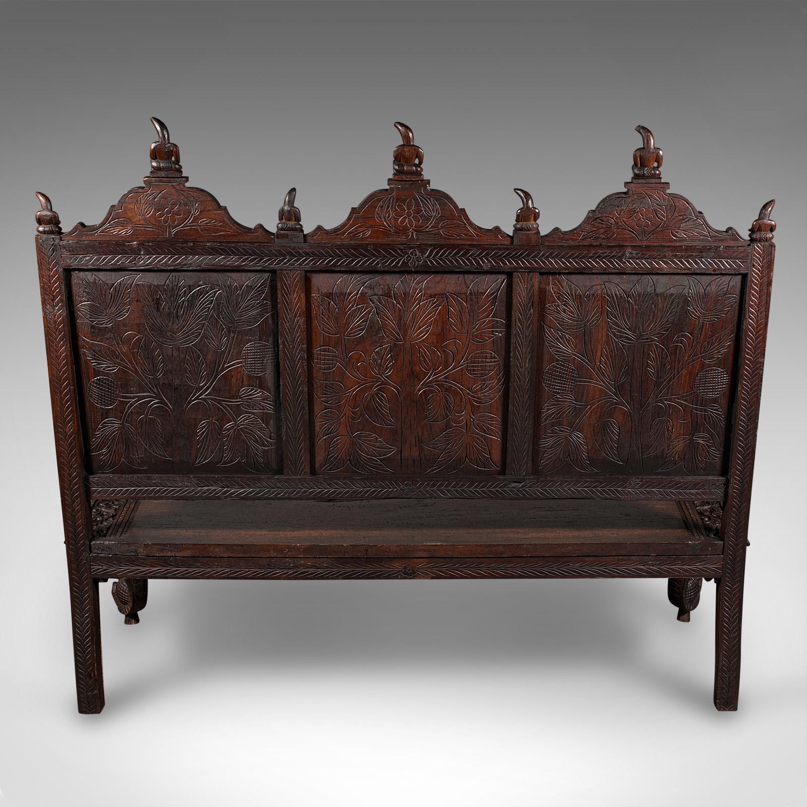 Cingalese Grande panca da veranda antica, Ceylon, teak, 3 posti, seduta ornata, vittoriana, 1880 in vendita