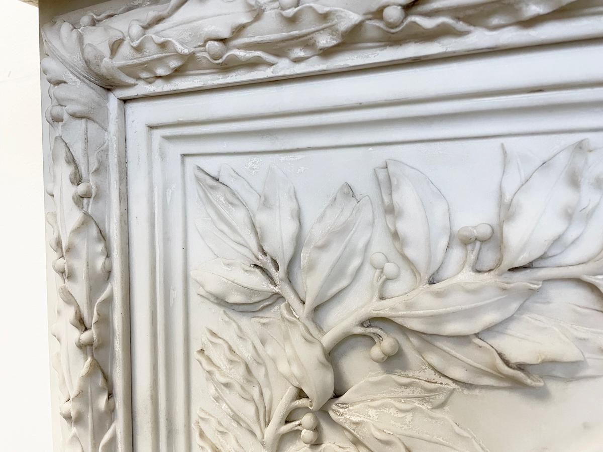 Large Antique Victorian Arched White Statuary Marble Surround In Good Condition In Manchester, GB