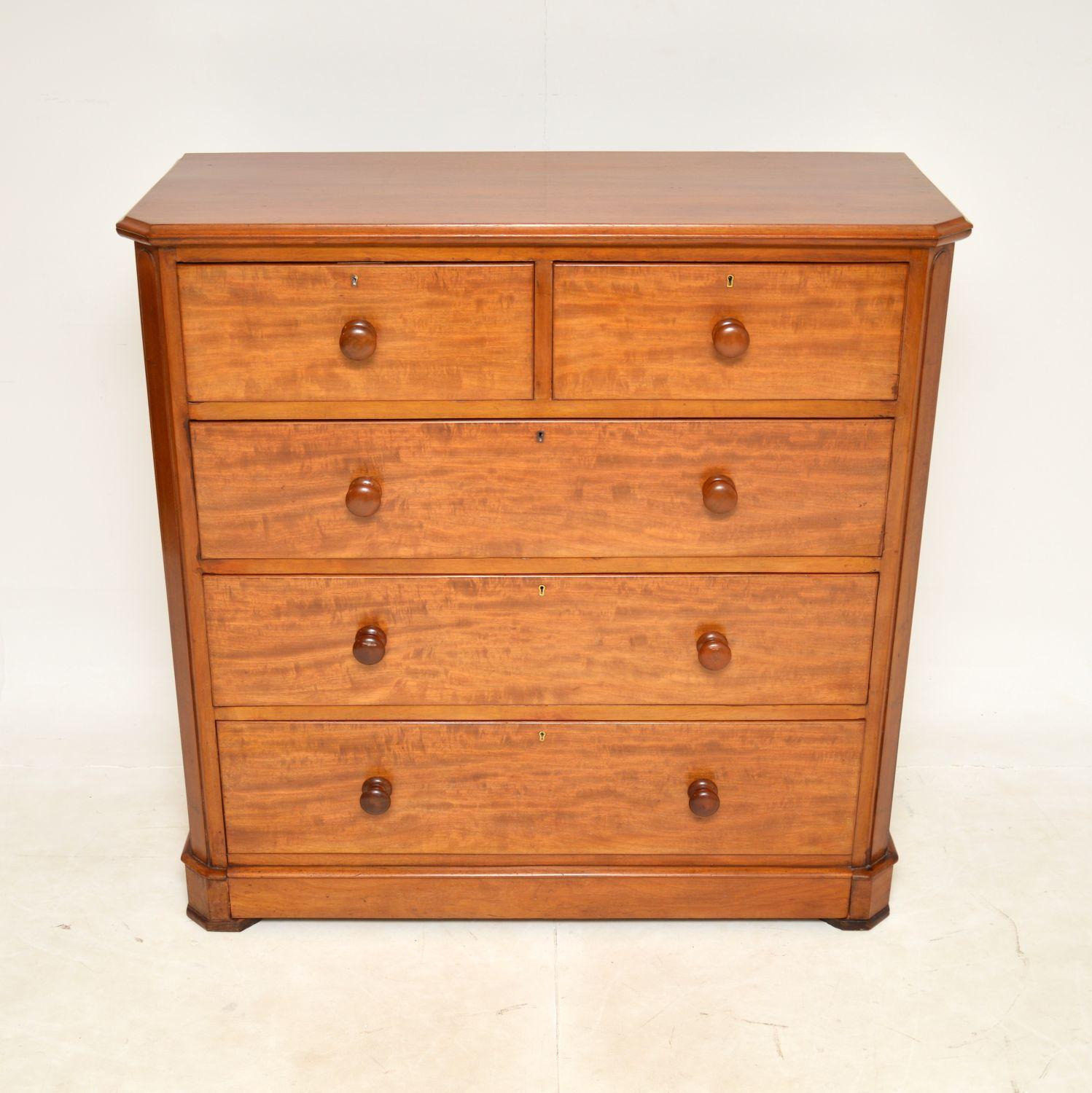British Large Antique Victorian Chest of Drawers For Sale