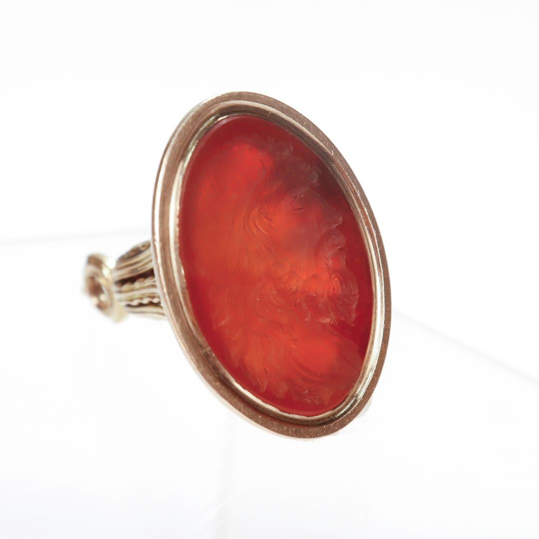 Großes antikes viktorianisches Gold- und geschnitztes Karneol-Intaglio-Siegel/Siegel eines Gelehrten aus Karneol (Cabochon)