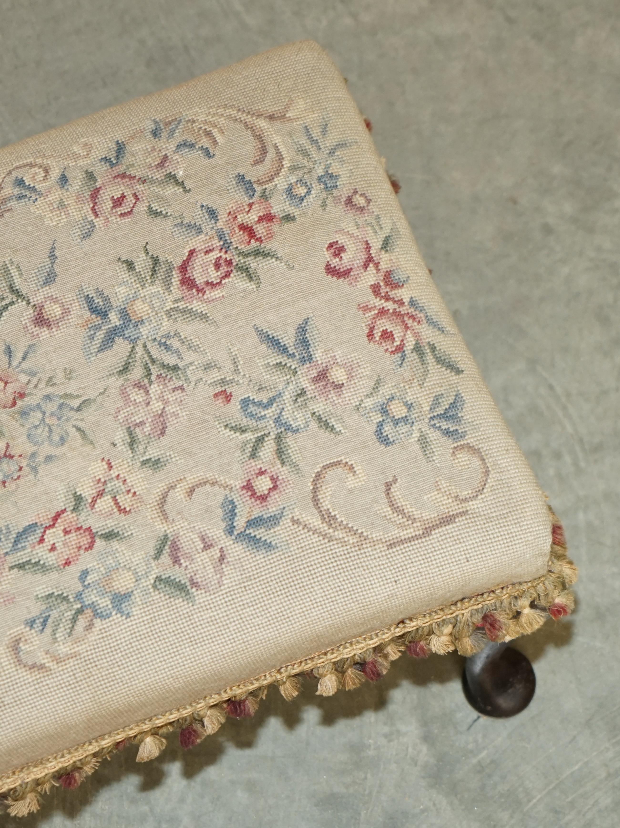 Large Antique Victorian Oak Cabriole Legged Footstool Embroidered Upholstery For Sale 8