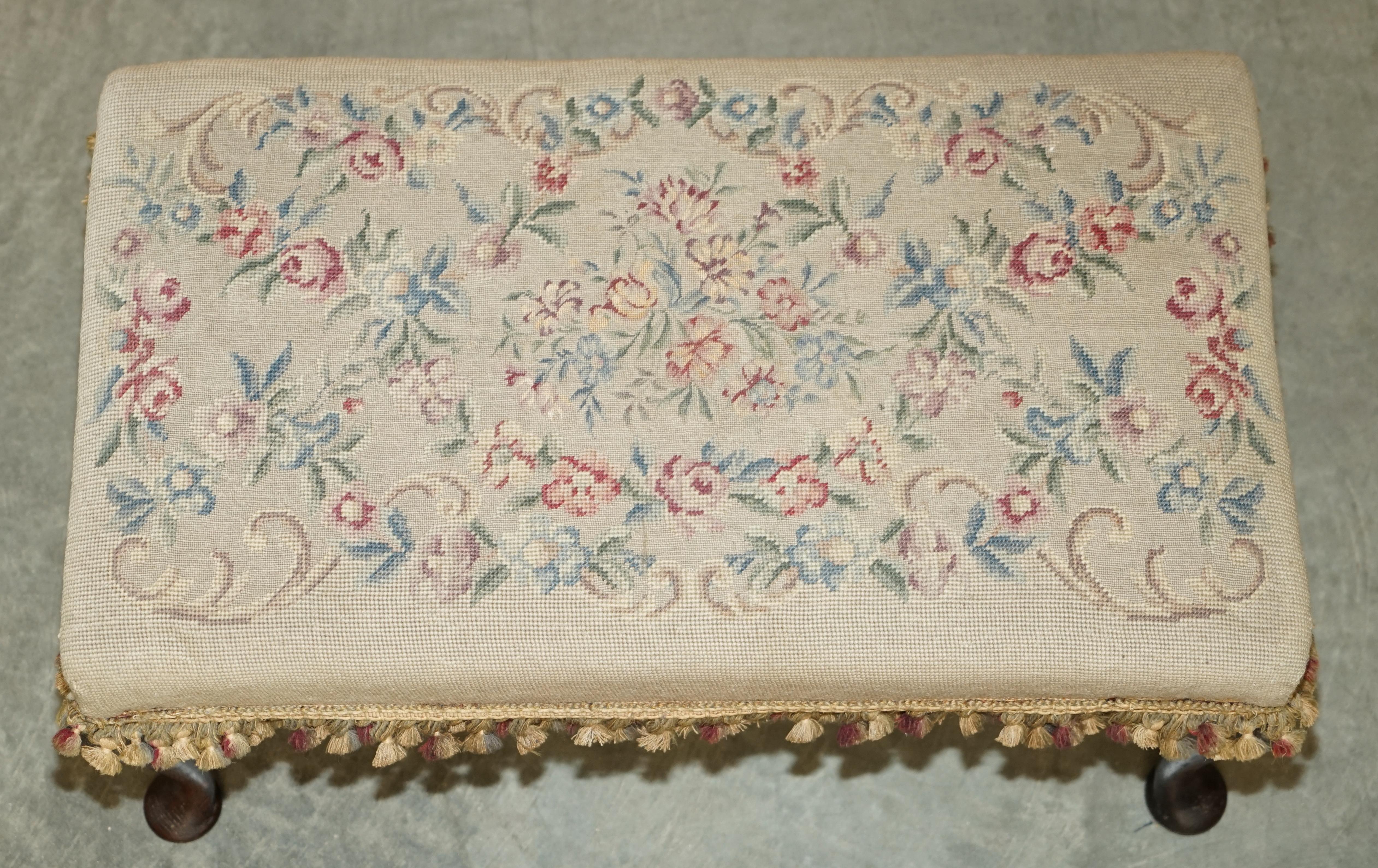 Large Antique Victorian Oak Cabriole Legged Footstool Embroidered Upholstery For Sale 5