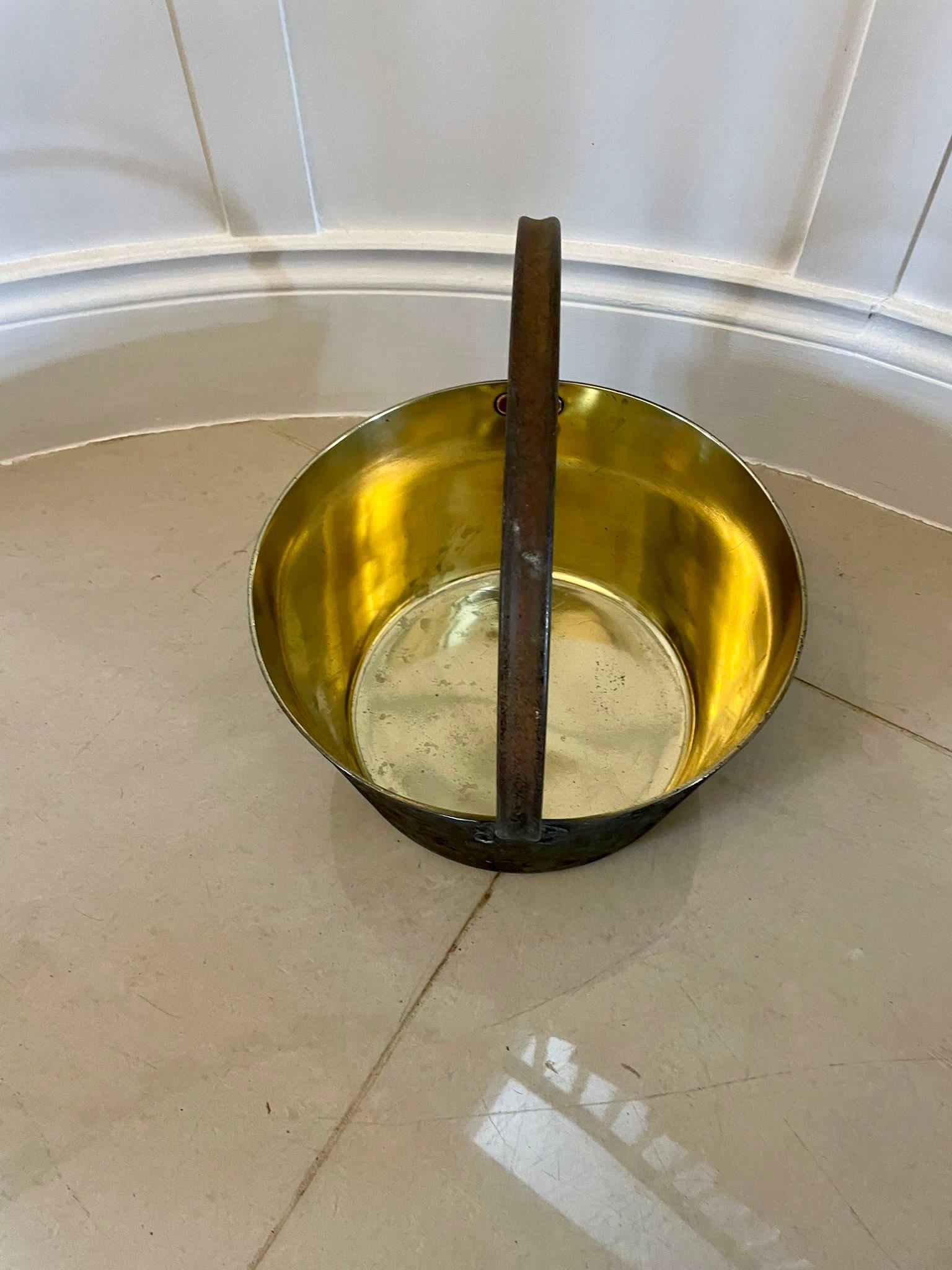English Large Antique Victorian Quality Brass Pail For Sale