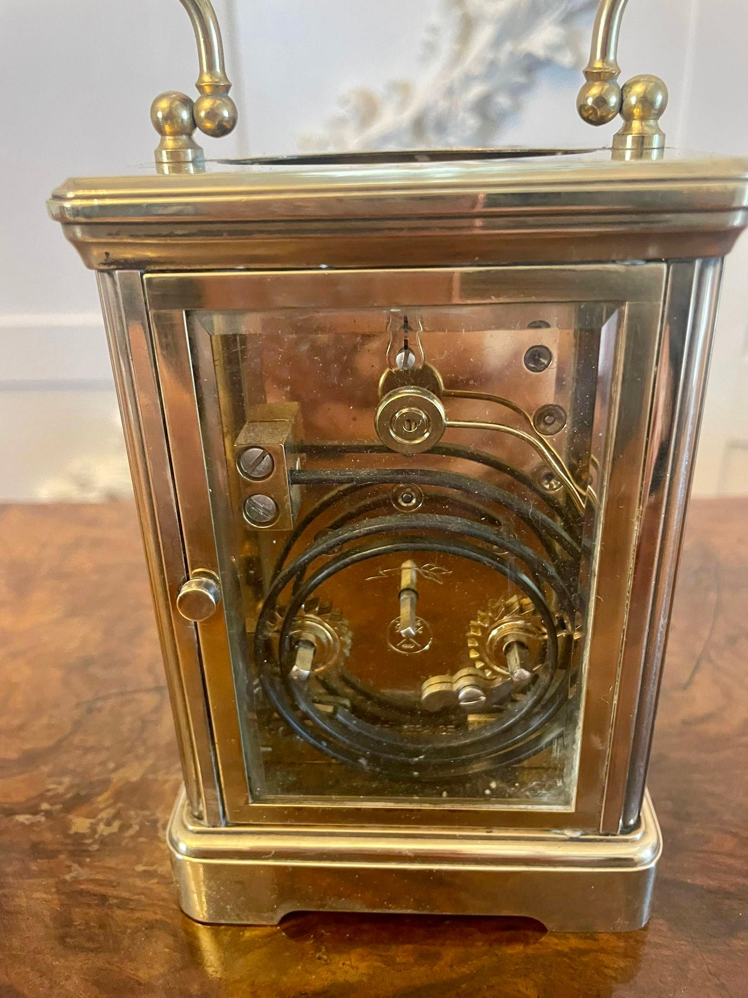 Victorien Grande horloge de carrosse en laiton de qualité victorienne antique  en vente
