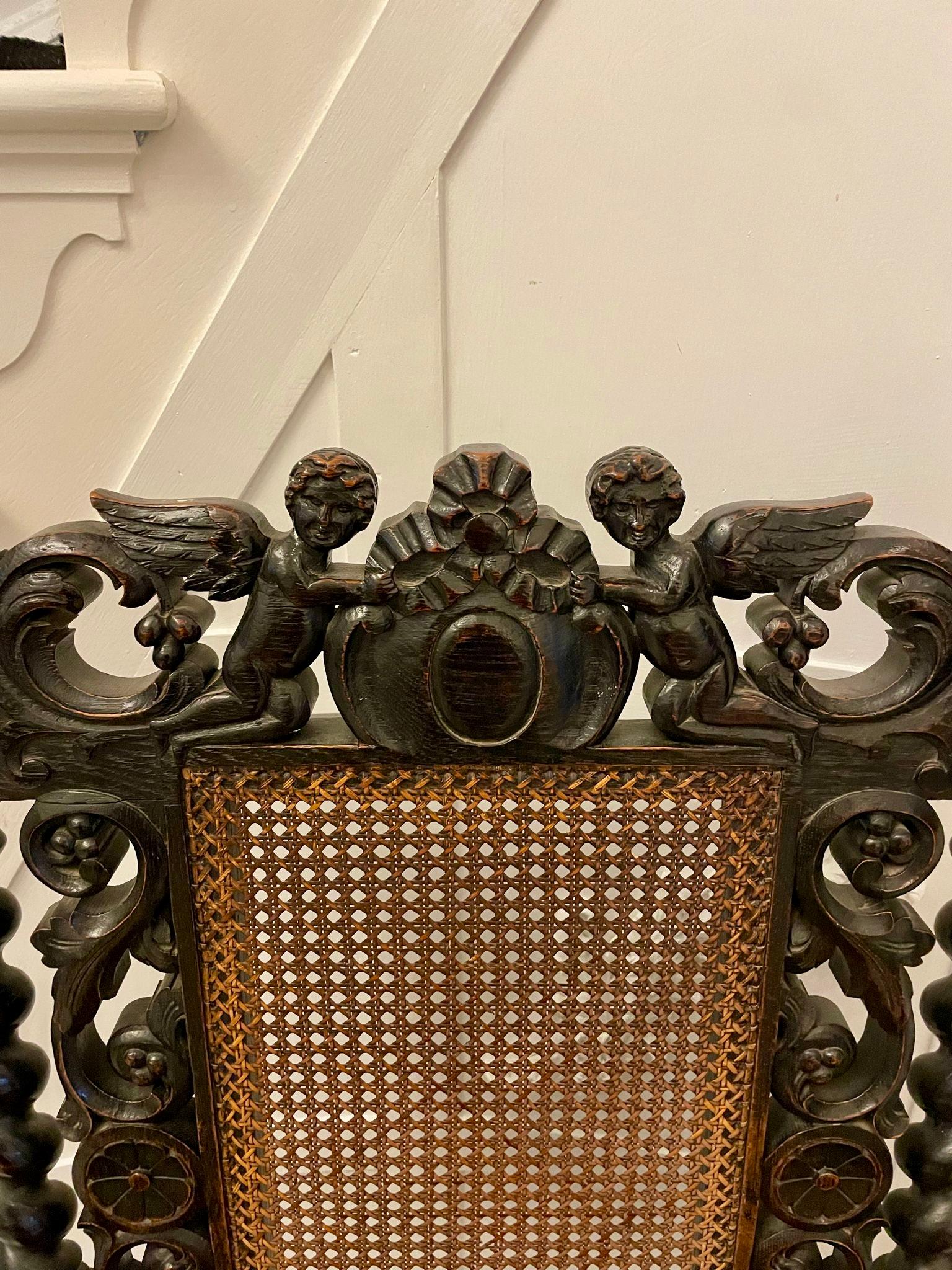 Victorien  Grande chaise trône victorienne ancienne en chêne sculpté de qualité en vente