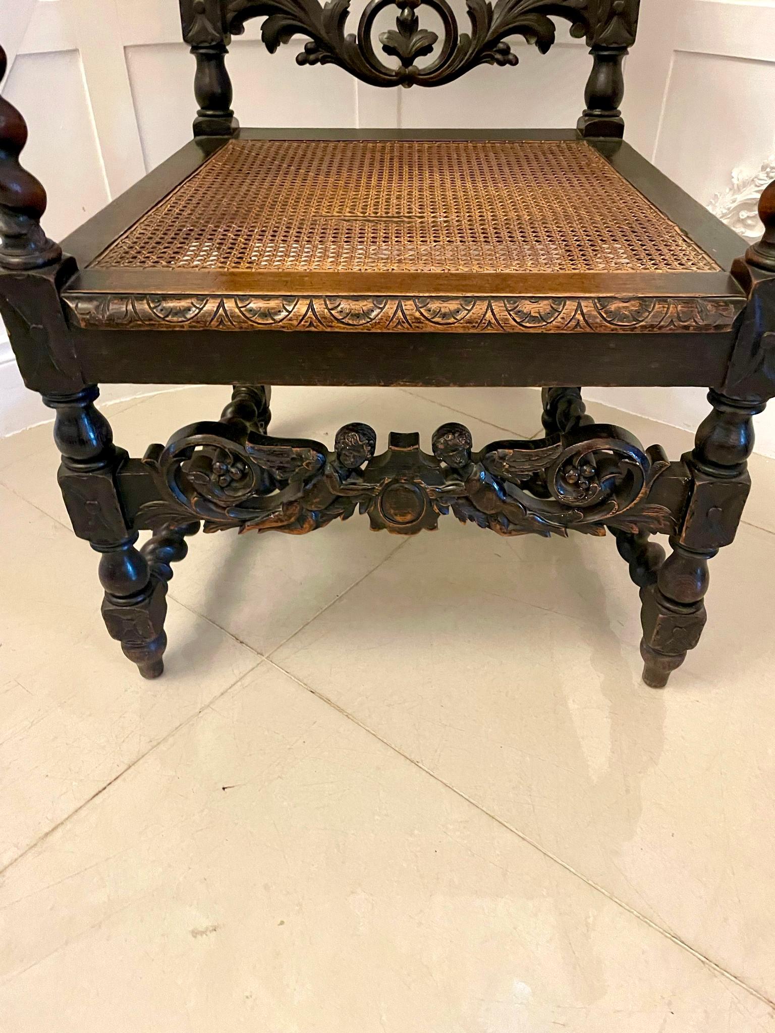 Anglais  Grande chaise trône victorienne ancienne en chêne sculpté de qualité en vente