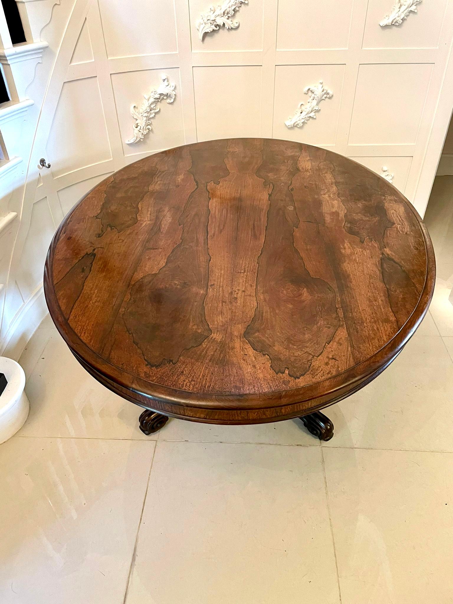 Large Antique Victorian Quality Rosewood Oval Centre Table In Good Condition For Sale In Suffolk, GB