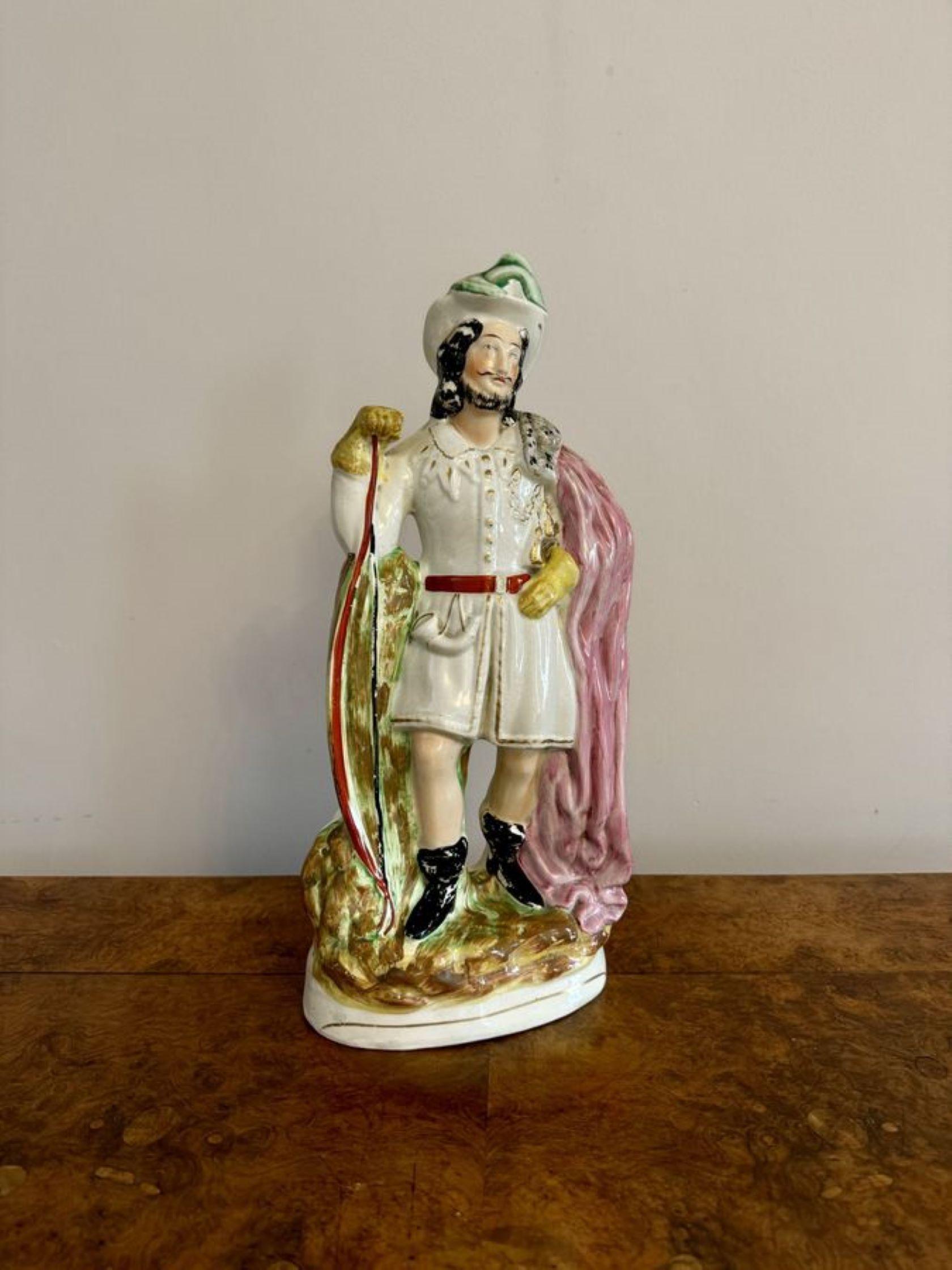 Große antike viktorianische Staffordshire-Figur mit Robin Hood  im Zustand „Gut“ im Angebot in Ipswich, GB