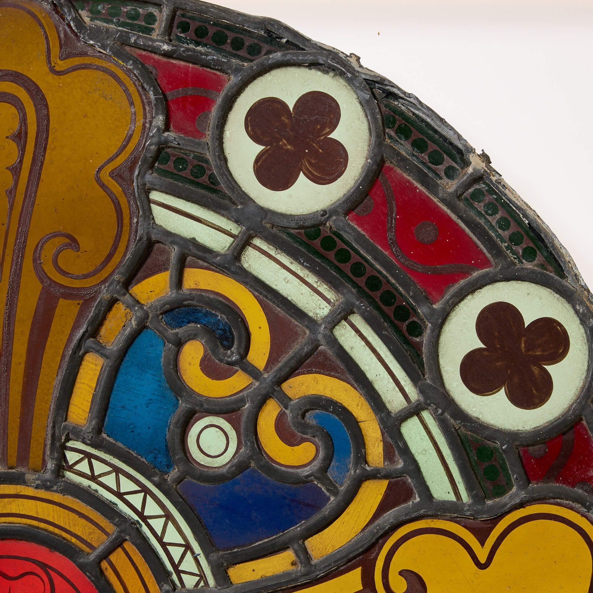 Large Antique Victorian Stained Glass Roundel Window In Fair Condition For Sale In Wormelow, Herefordshire