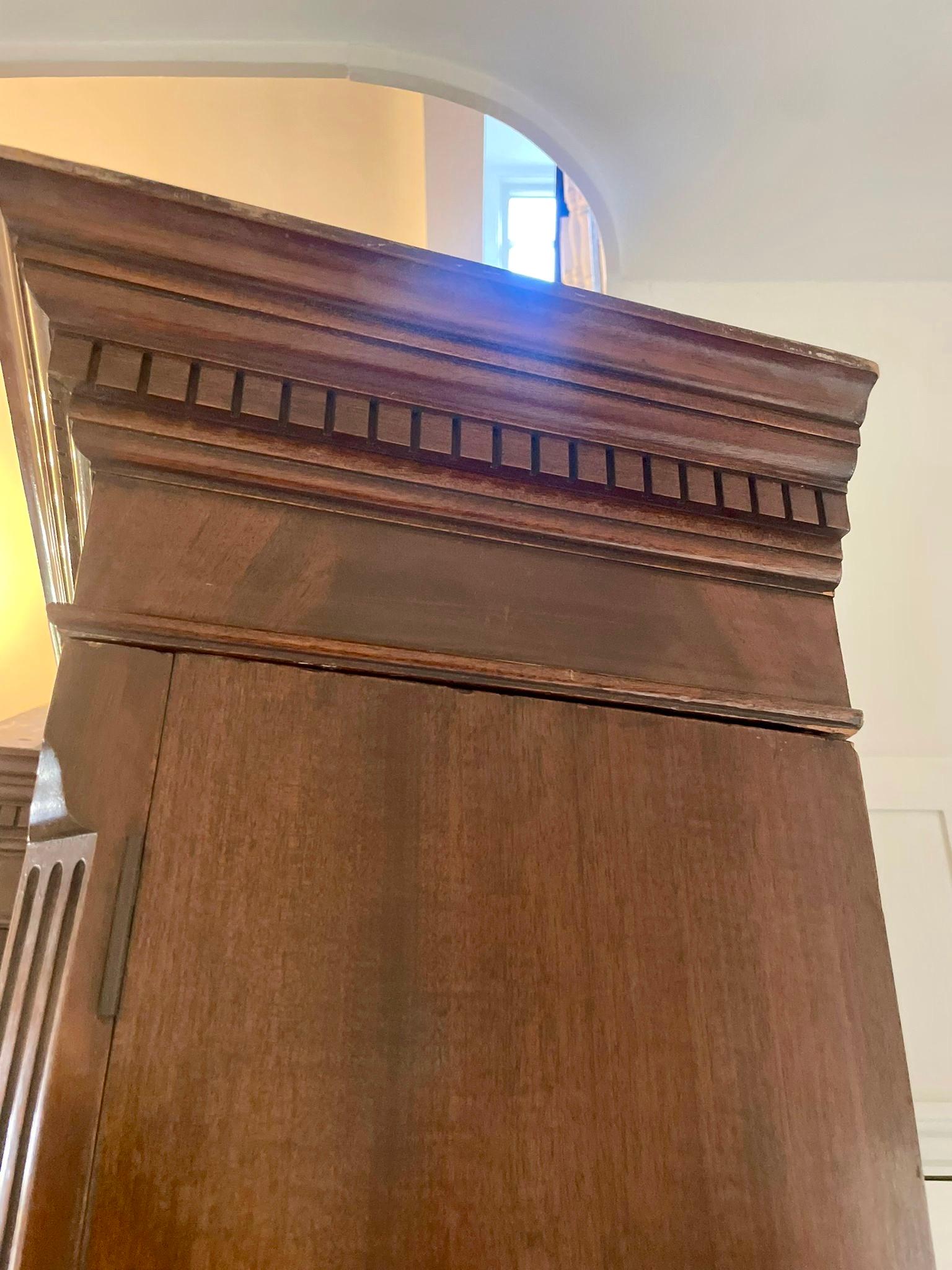 Large Antique Victorian Superb Quality Mahogany Breakfront Bookcase  In Good Condition For Sale In Suffolk, GB