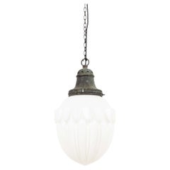Grande lampe suspendue en verre opalin décoratif A.I.C. Vintage Art Deco, c.C.1930