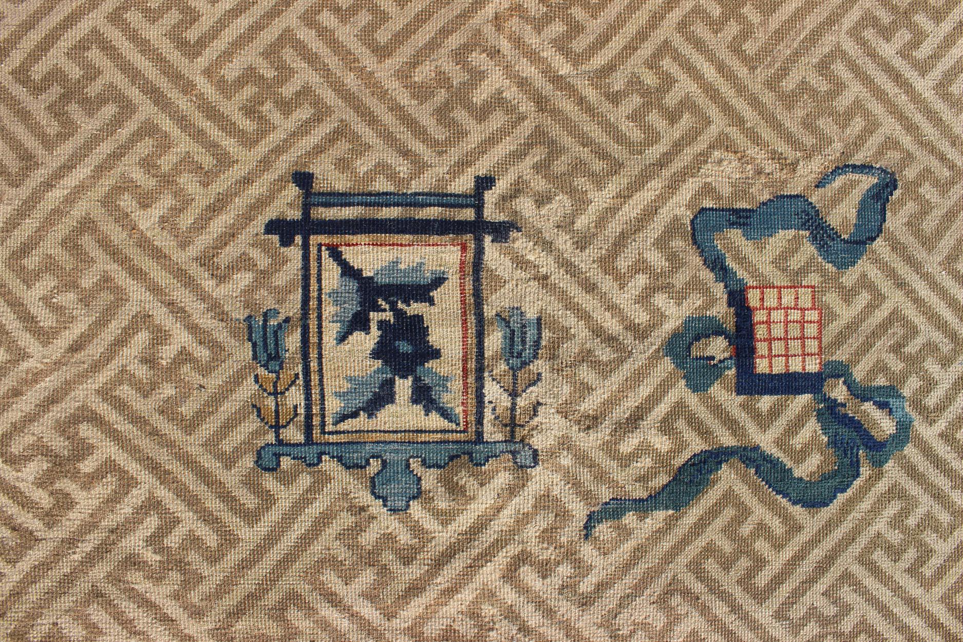 Grand tapis chinois occidental ancien   11'6