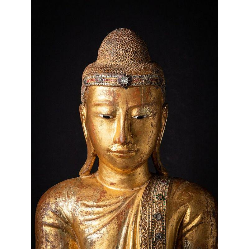 Large antique wooden Burmese Buddha statue from Burma In Good Condition For Sale In DEVENTER, NL