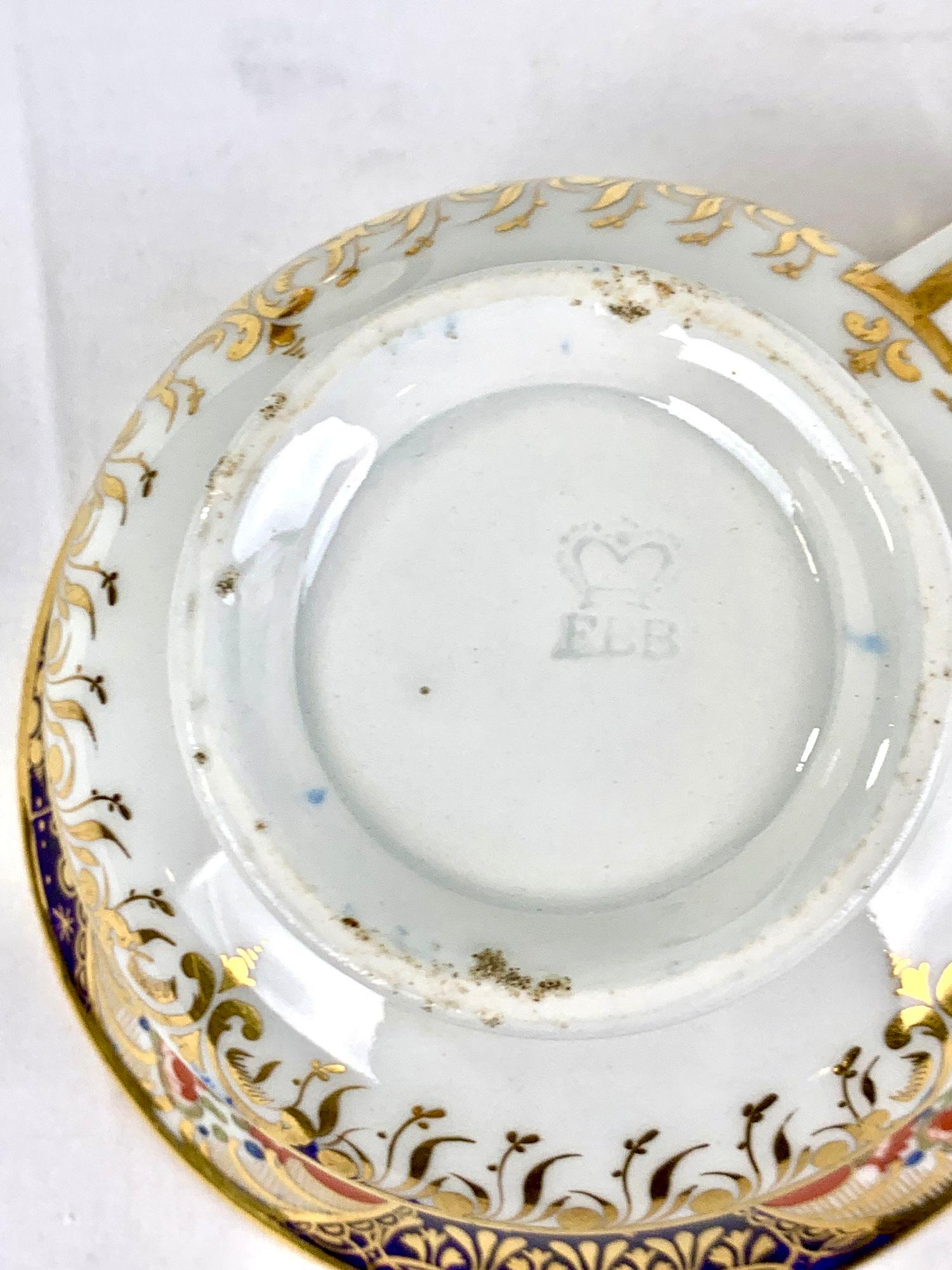 Gran taza y platillo antiguos de porcelana Worcester Inglaterra Circa 1820 en venta 4