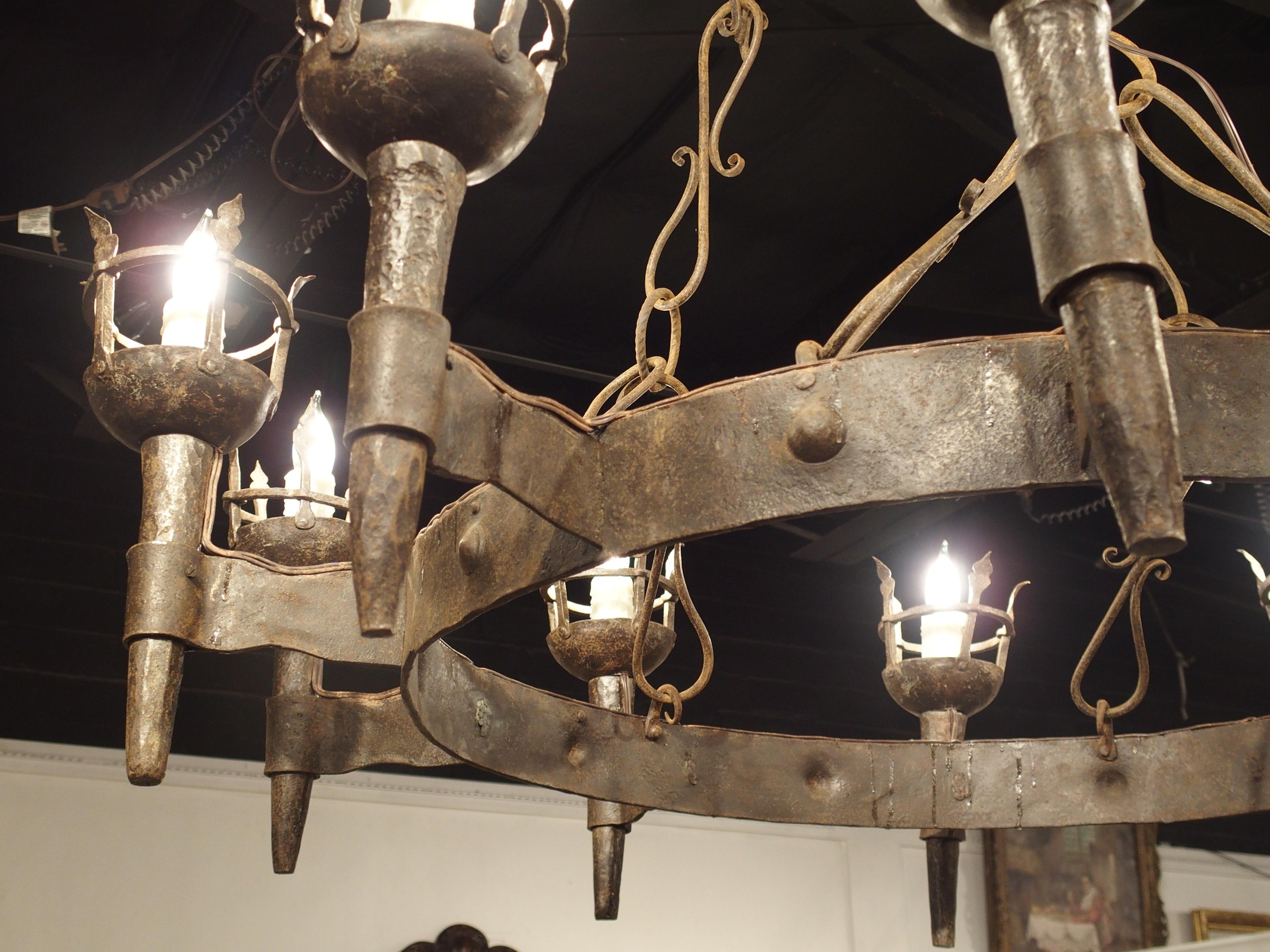 Hammered Large Antique Wrought Iron 10-Light Torch Chandelier from France, Late 1800s