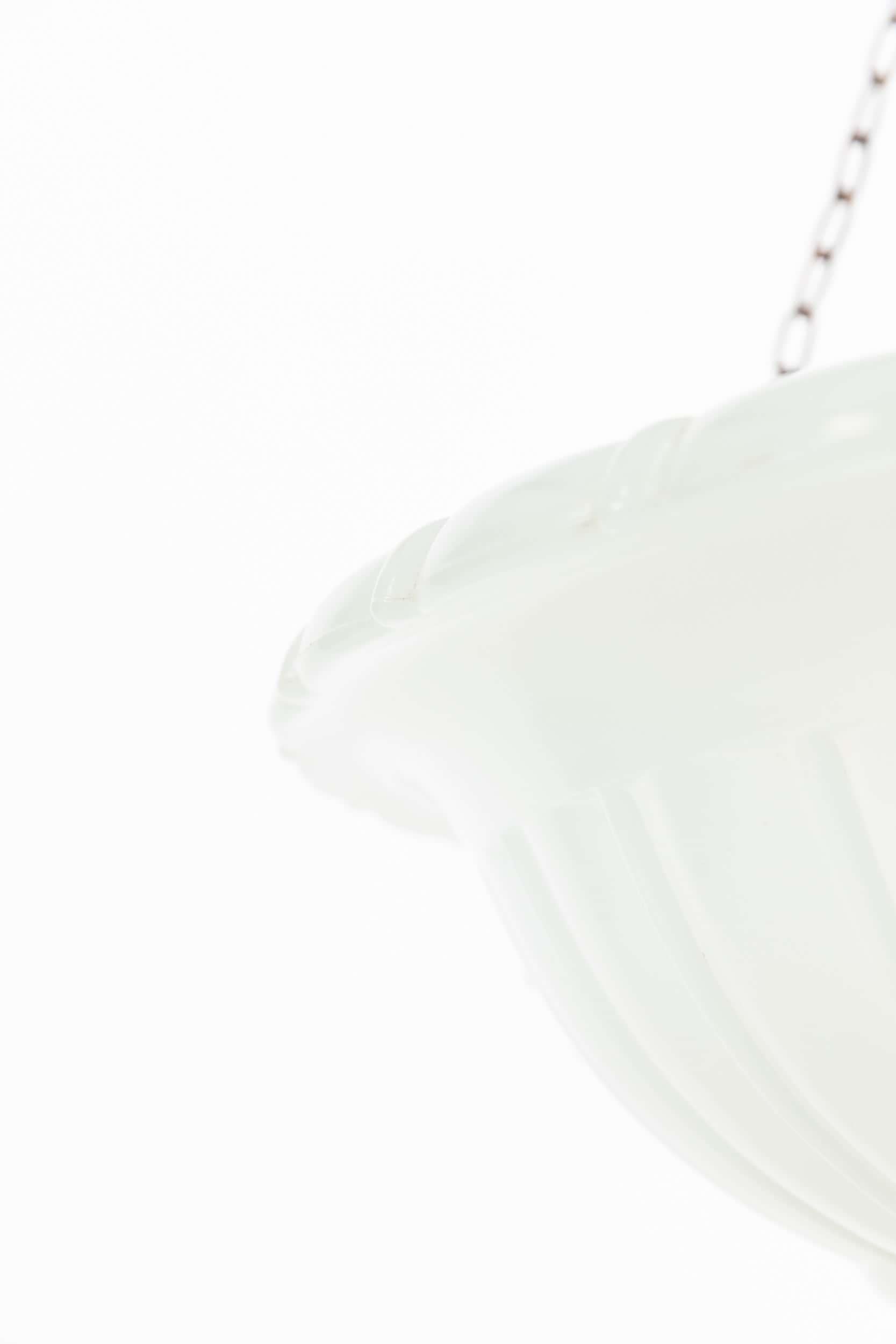 Antique XL Ram's Head Moonstone Glass Plafonnier Light Pendant, C.1920 (Art déco) im Angebot