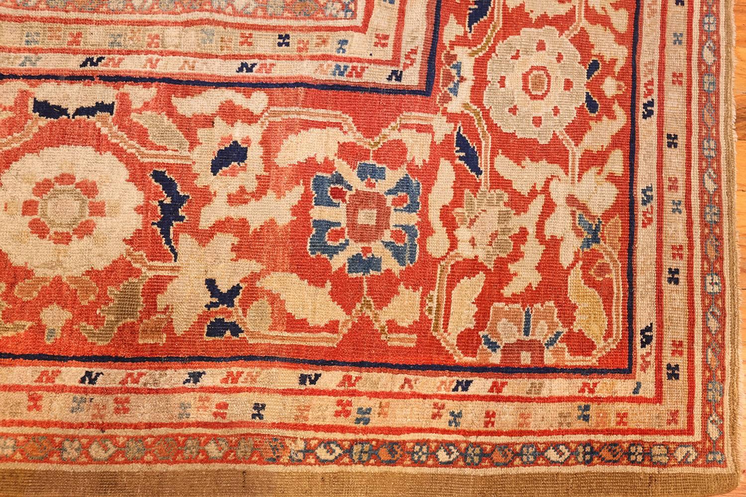 Antique Ziegler Sultanabad Persian Rug. Size: 13 ft 3 in x 16 ft 3 in  In Excellent Condition For Sale In New York, NY