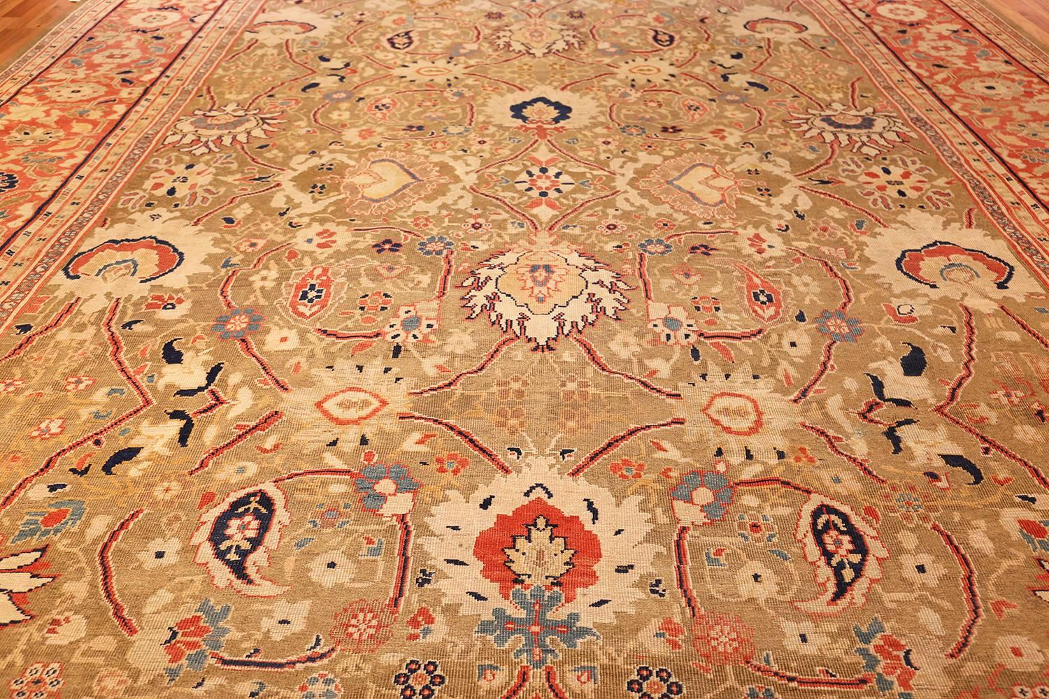 Wool Antique Ziegler Sultanabad Persian Rug. Size: 13 ft 3 in x 16 ft 3 in  For Sale