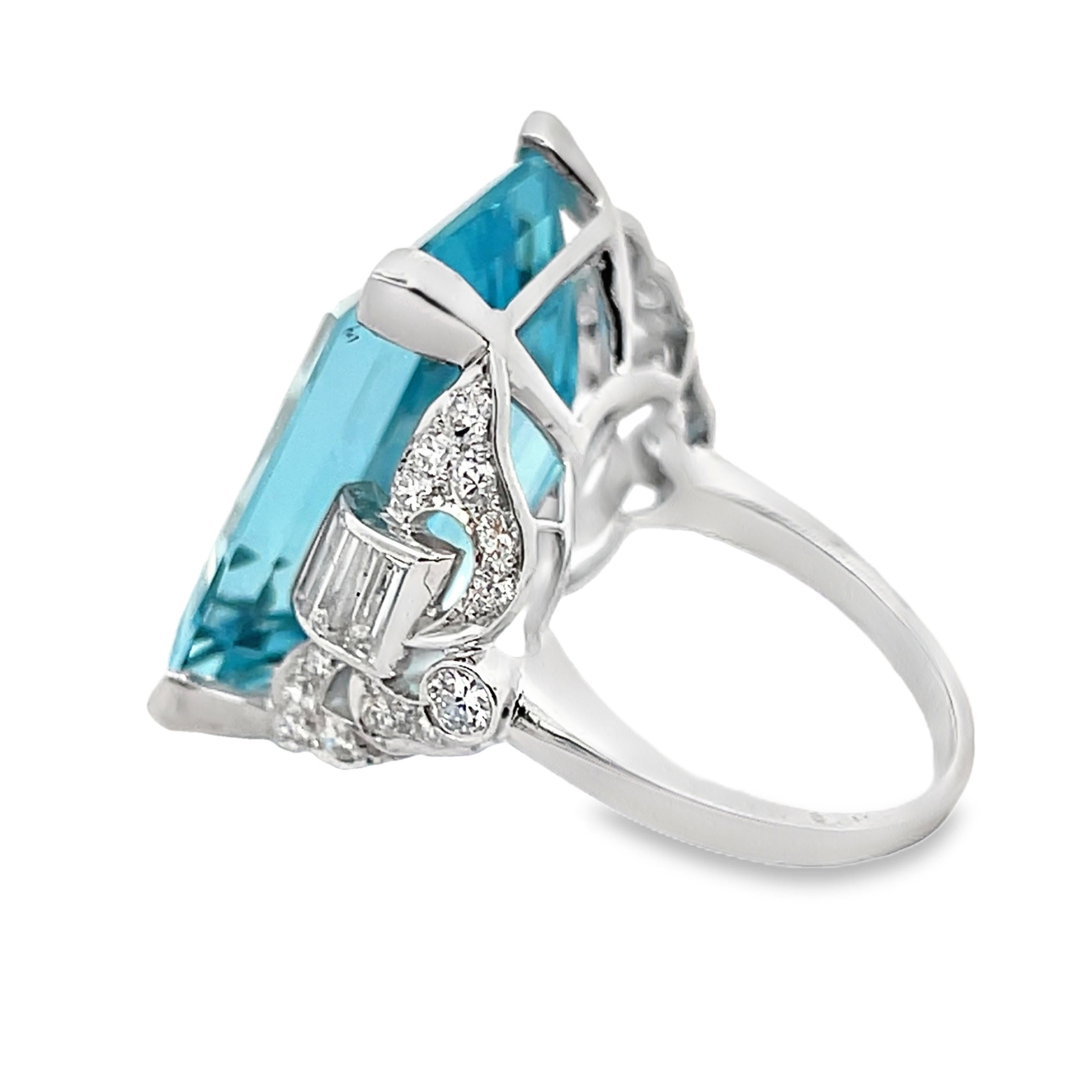 Großer Ring mit Aquamarin und Diamant im Angebot 5
