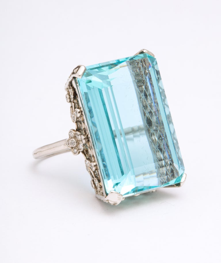 Large 31 Carat Aquamarine Diamond Platinum Ring For Sale at 1stDibs