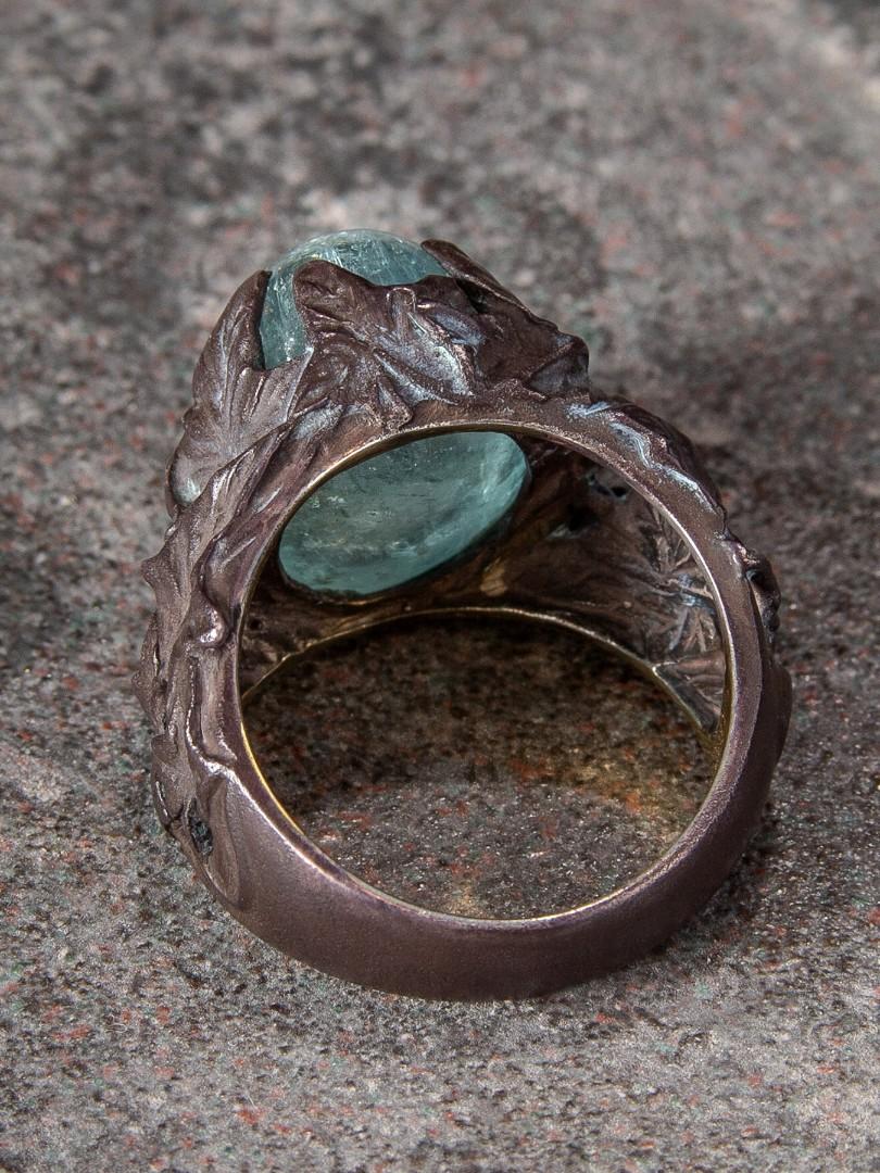 Large Aquamarine Ring Blue Beryl Cabochon Unisex For Sale 4