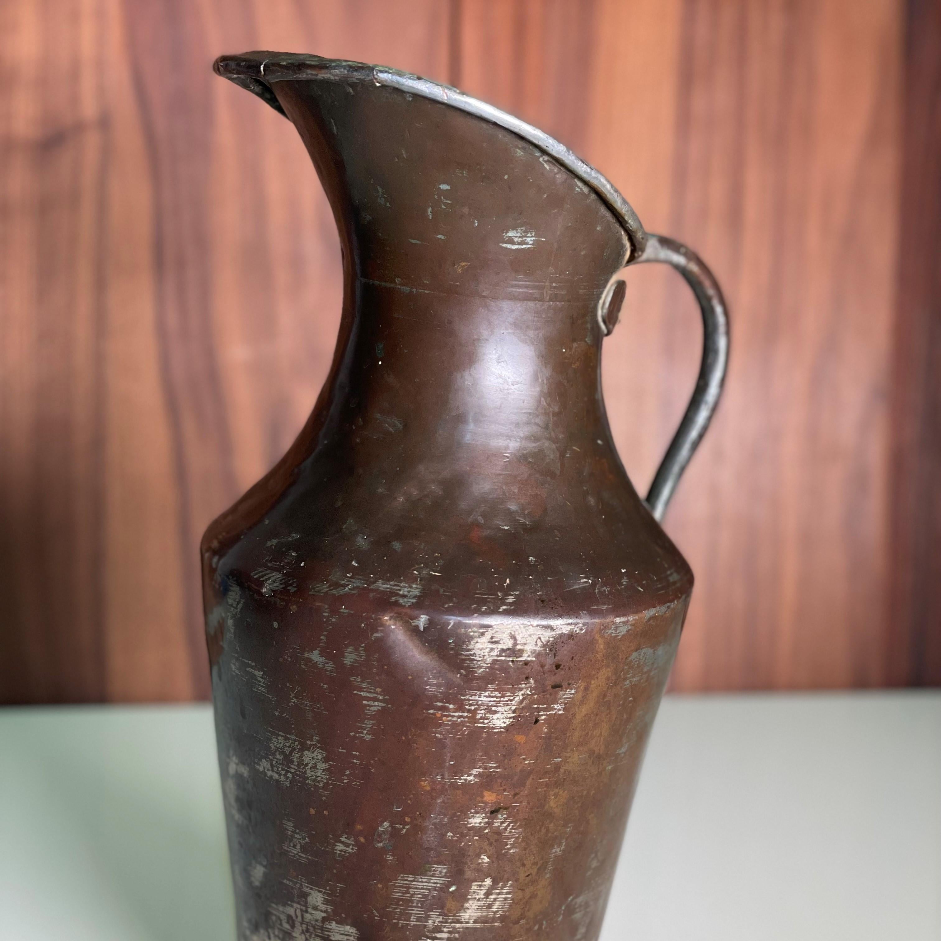 Large Arabian 19th Century Hammered Metal Water Pitcher In Distressed Condition For Sale In London, GB