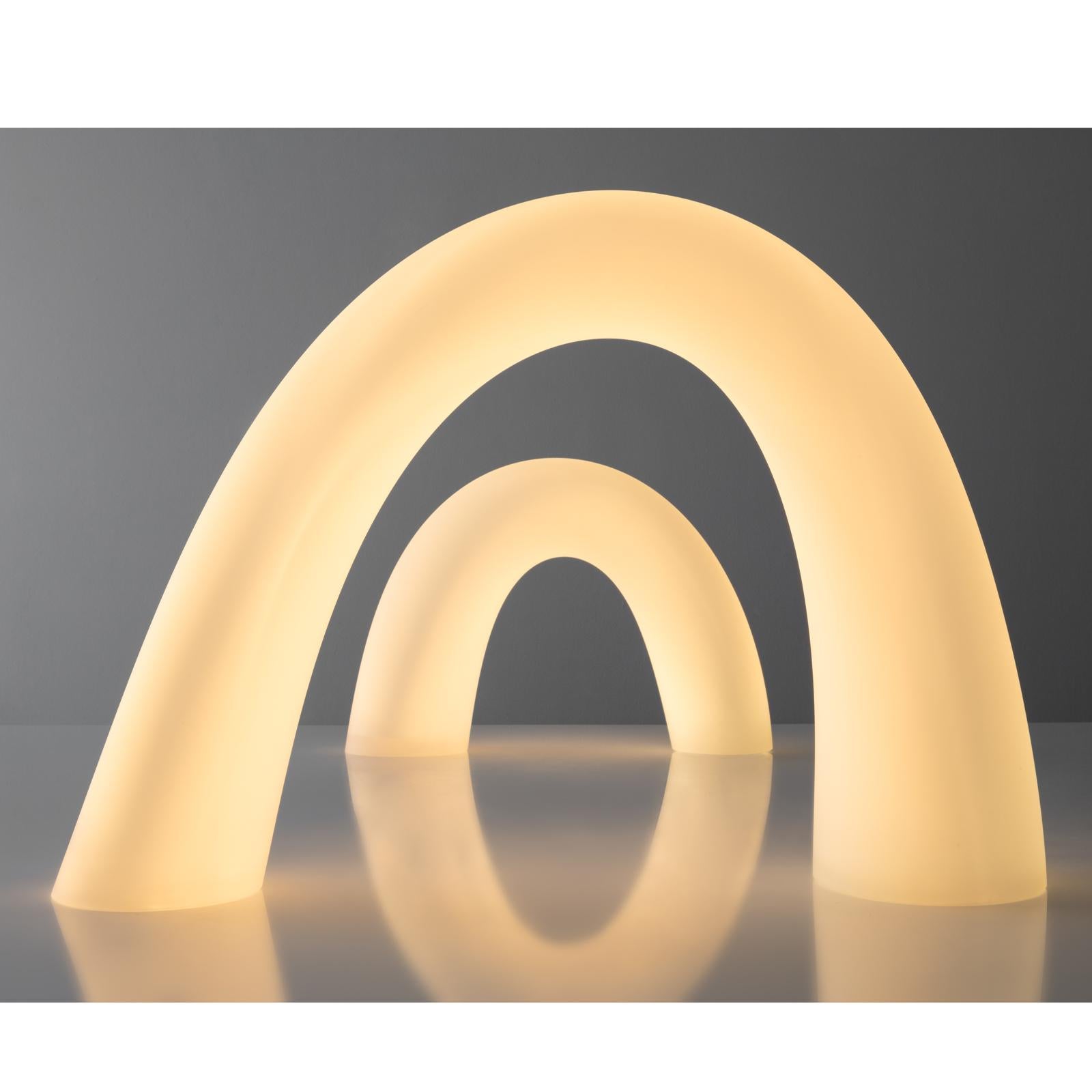 Illuminazione per abitanti in vetro soffiato a mano ad arco grande in vendita 2