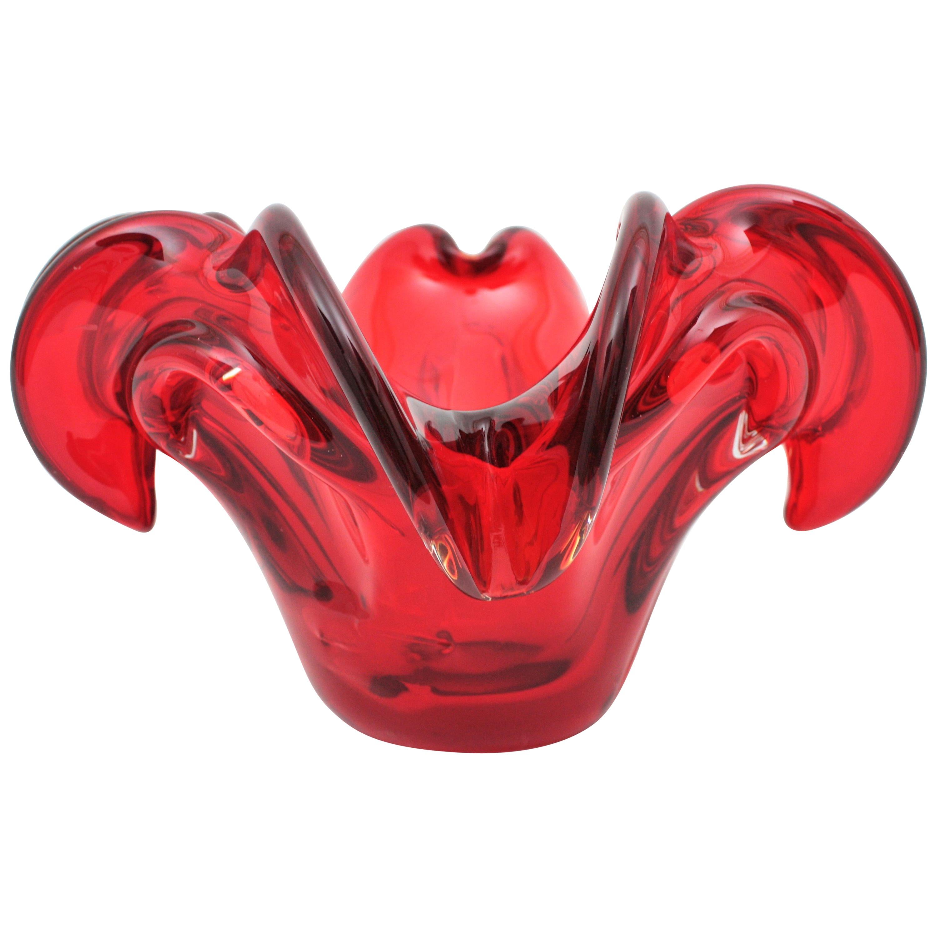 Mid-Century Modern Large Archimede Seguso Murano Ruby Red Sommerso Art Glass Centerpiece Bowl