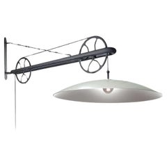 Große Wandmontierte Pulley-Lampe, Architekten